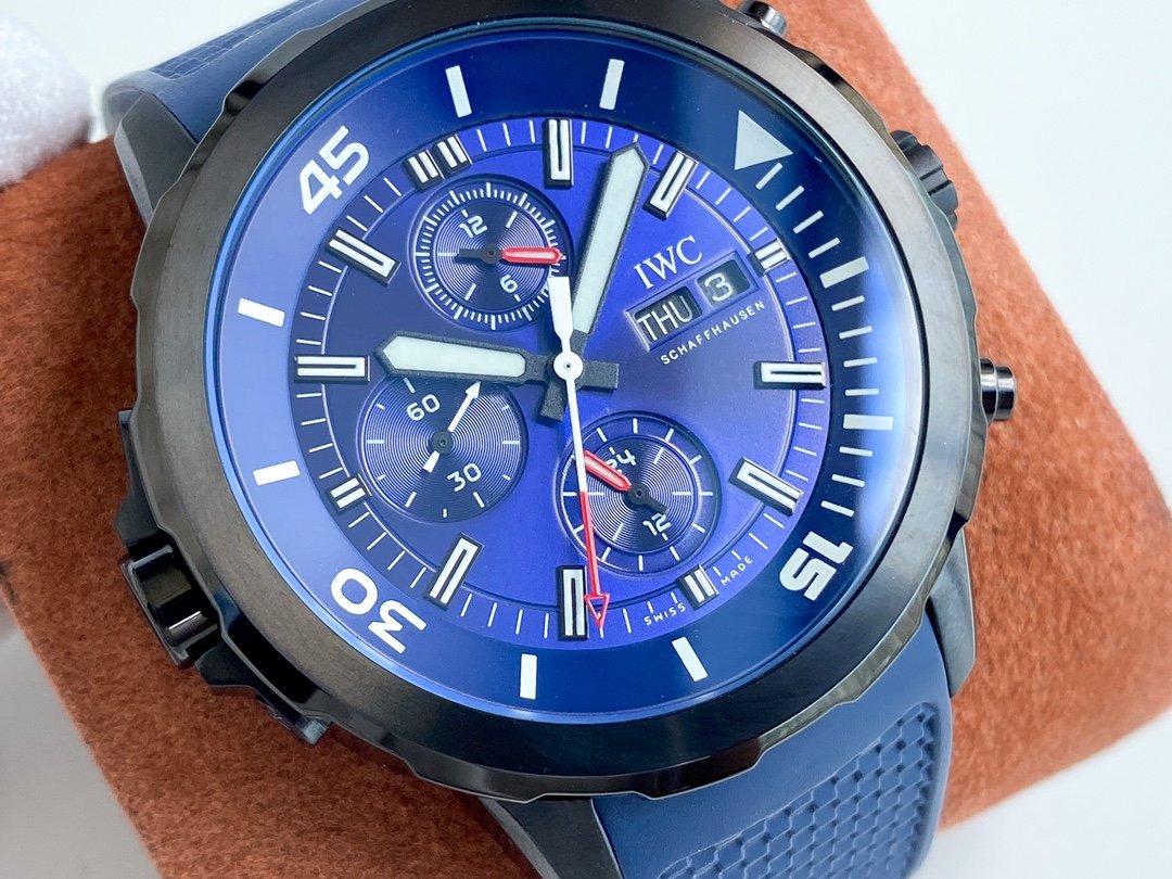 AQUATIMER EXPEDITION JAQUES YVES STEEL BLACK CASE