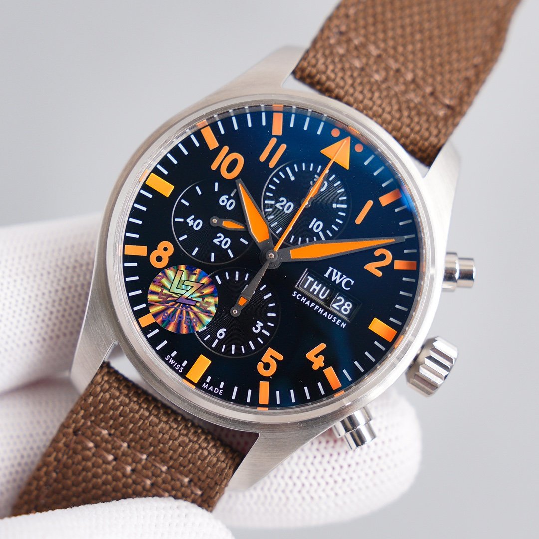 PILOT DAY-DATE CHRONOGRAPH LE PETIT PRINCE ORANGE