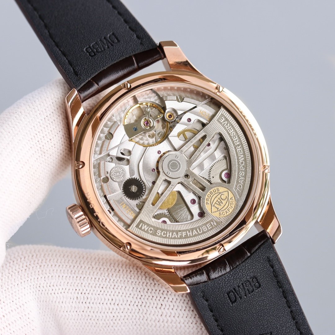 PORTUGUESE ANNUAL CALENDAR LEATHER STRAP