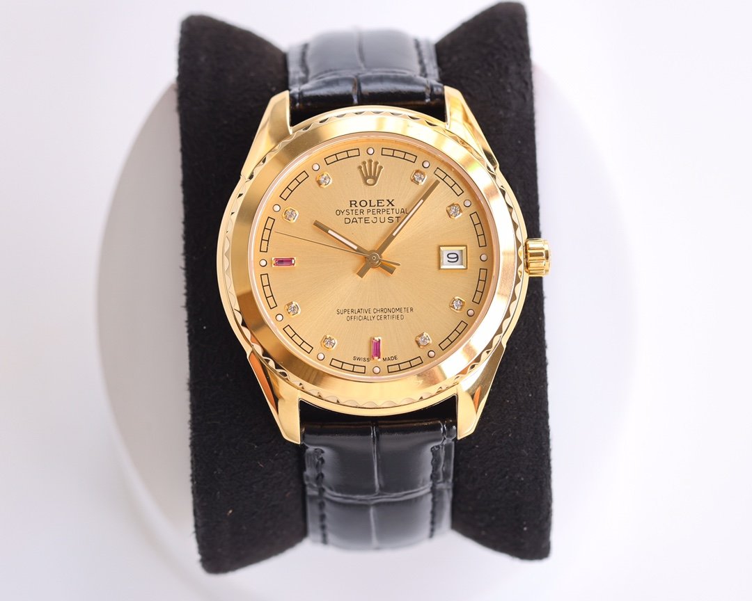 DATEJUST 40MM SMOOTH BEZEL GOLD CASE BLACK LEATHER