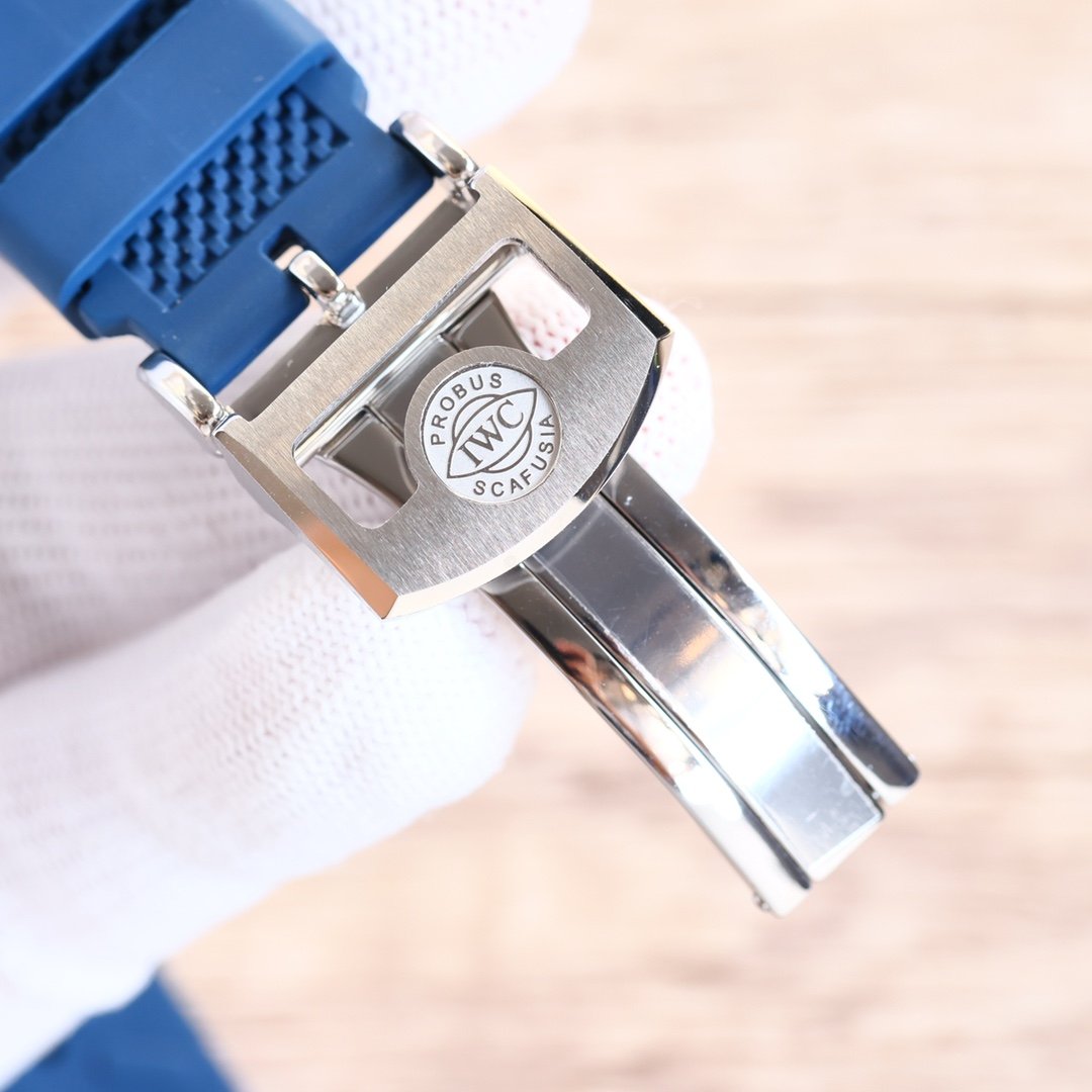 PORTUGUESE YACHTCLUB 45MM STEEL CASE BLUE DIAL CHRONOGRAPH
