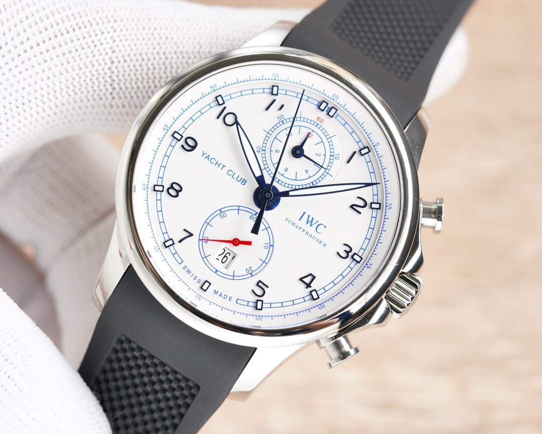 PORTUGUESE YACHTCLUB 45MM STEEL CASE SILVER DIAL CHRONOGRAPH