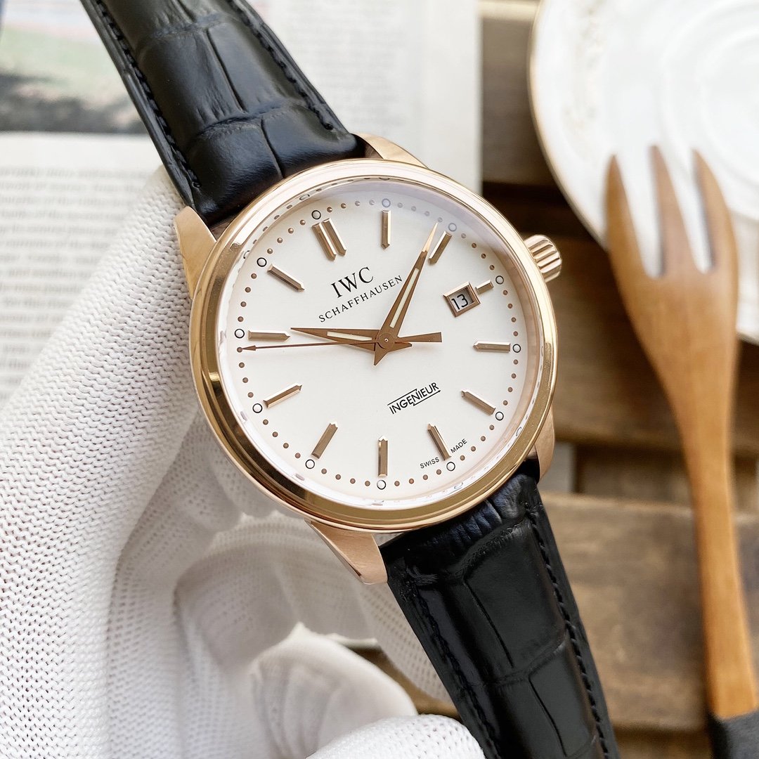 INGENIEUR VINTAGE AUTOMATIC 42MM GOLD CASE