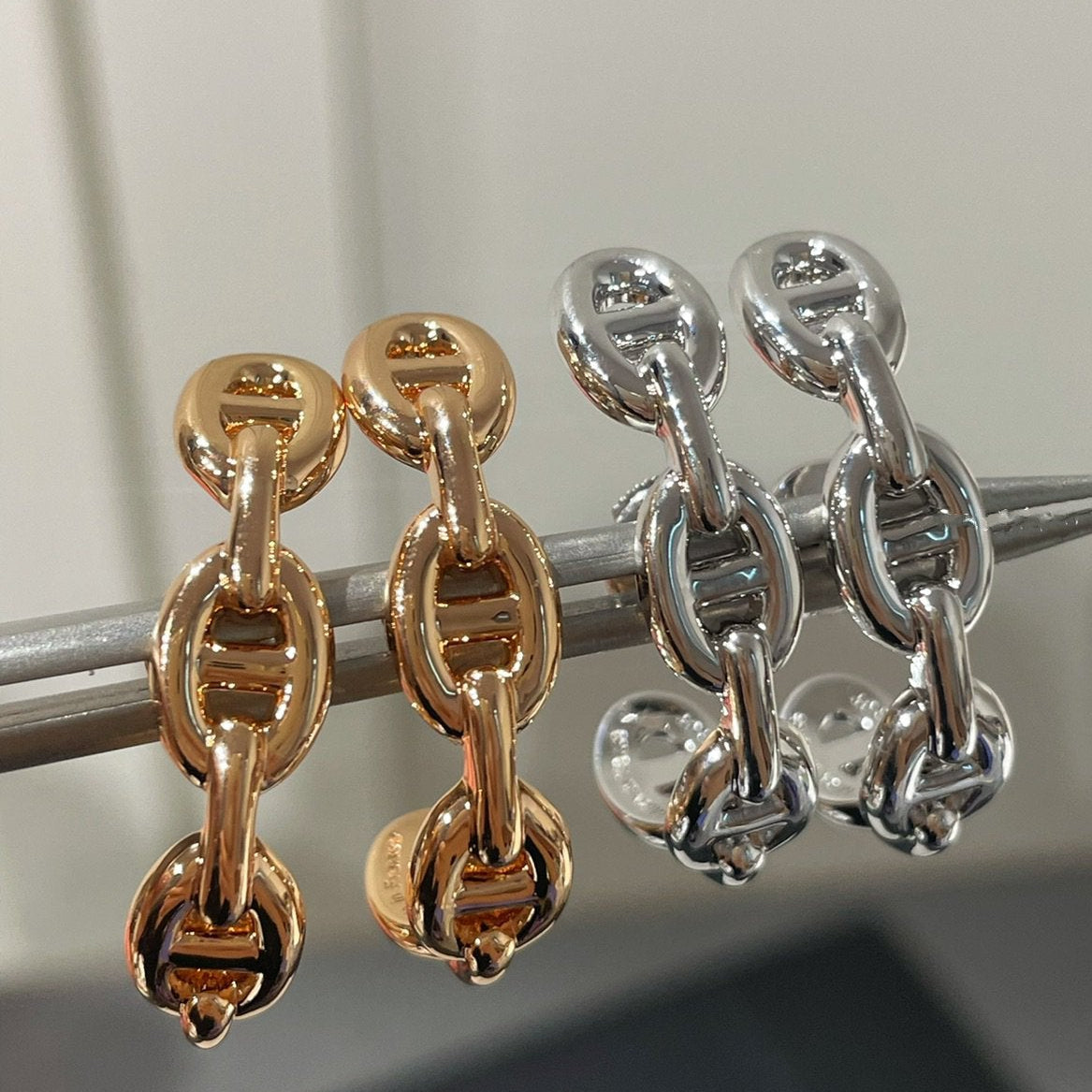 CHAINE ANCRE EARRINGS