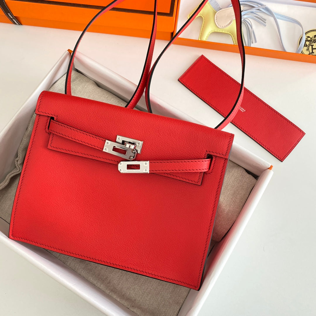 Kelly Danse II 22cm Red Evercolor Leather Shw