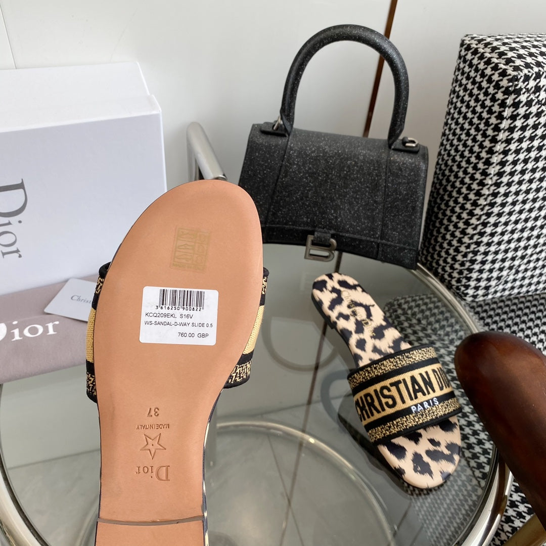 Dior 2026 Leopard Print Slipper Beige Black Cotton Cowhide 366219