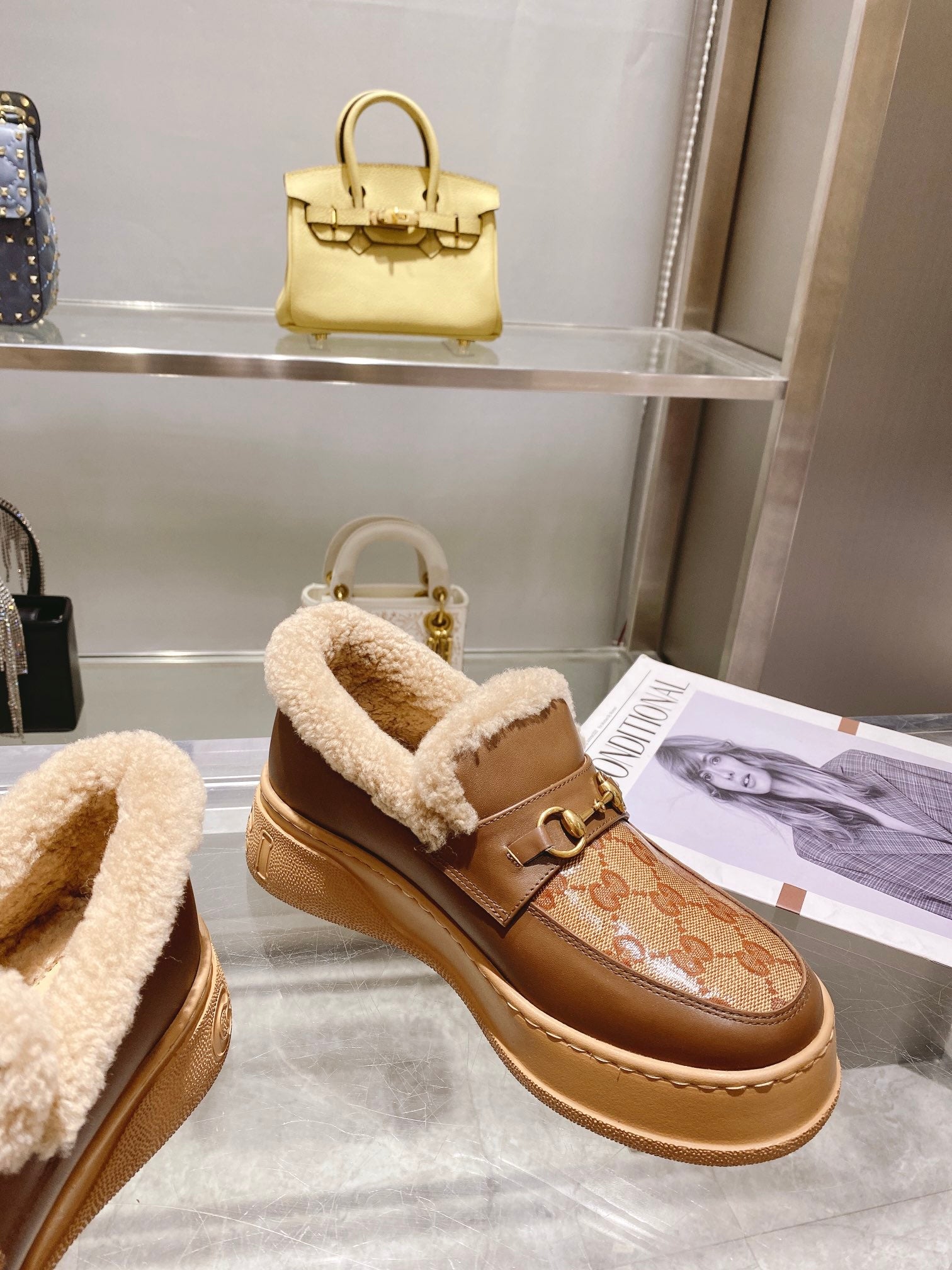 GG Snow Boots Brown  Patent Calfskin Wool 576237