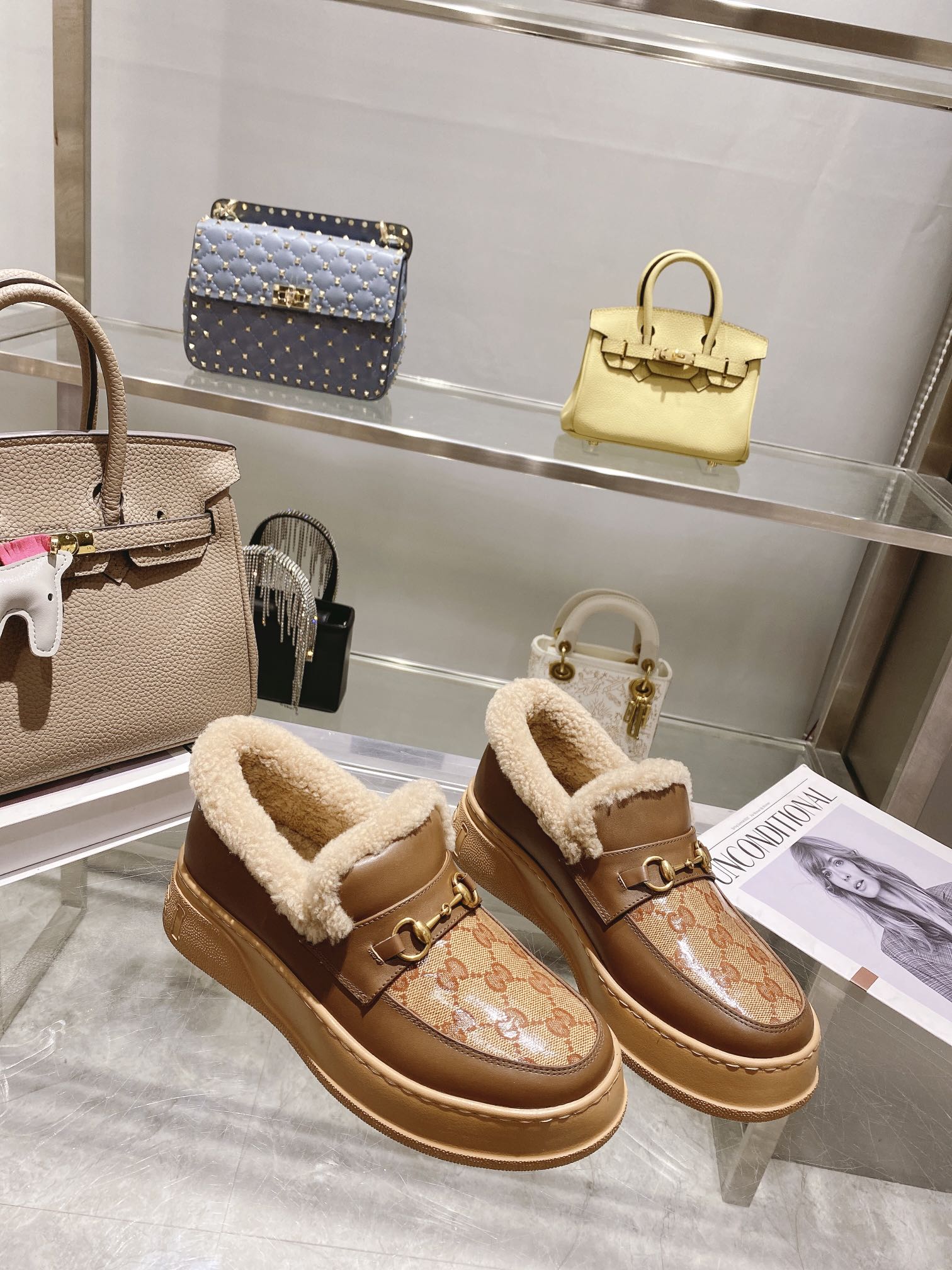 GG Snow Boots Brown  Patent Calfskin Wool 576237