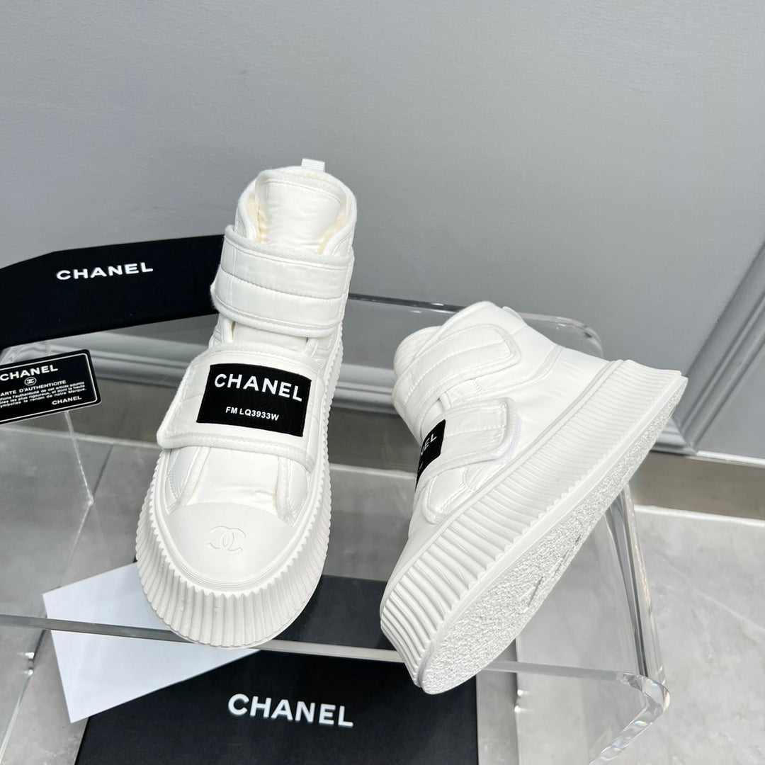 CC High Top Sneaker Thick-Soled White Rain Velvet Fabric