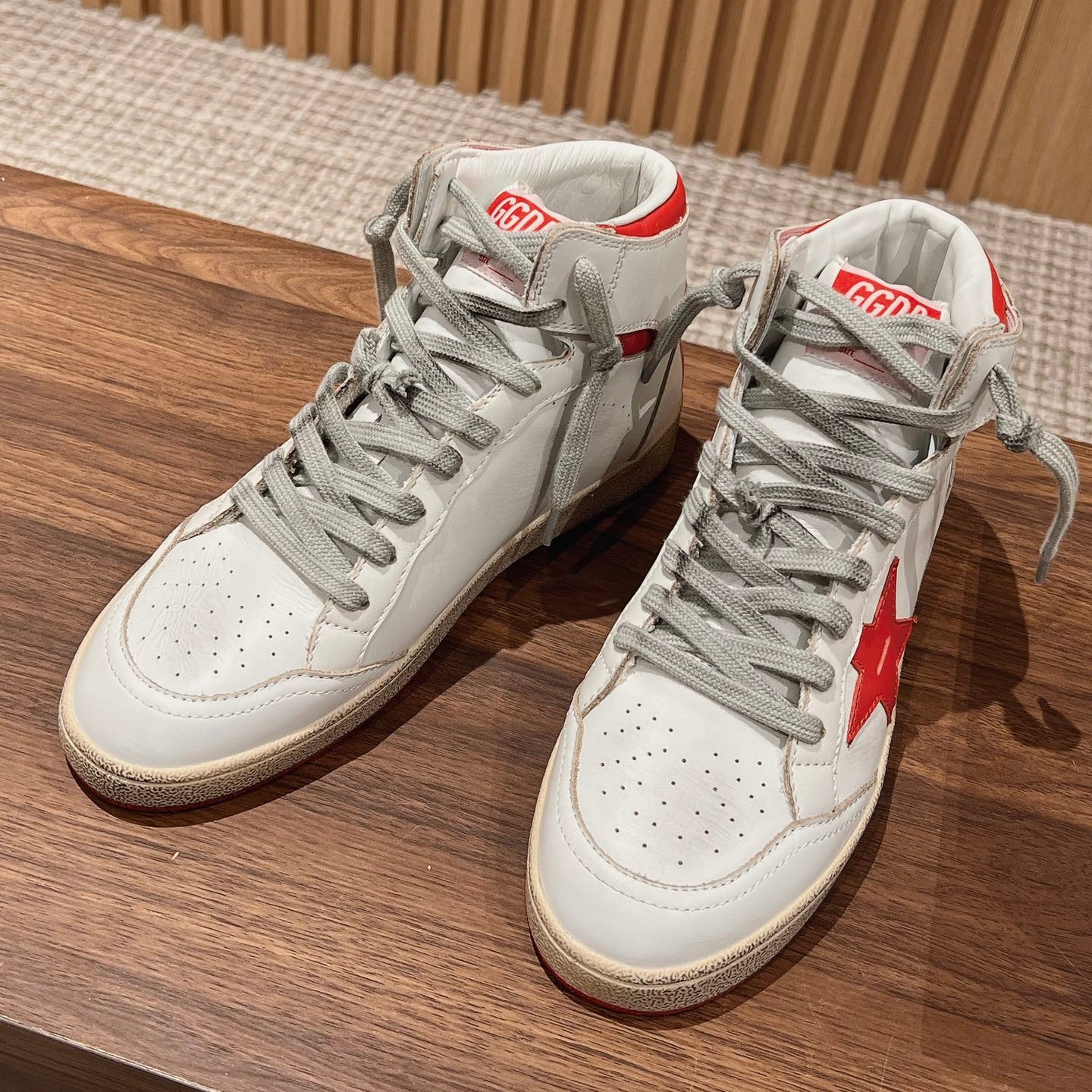 Golden Goose 2025 High-Top Sneaker White Red Cowhide 170578