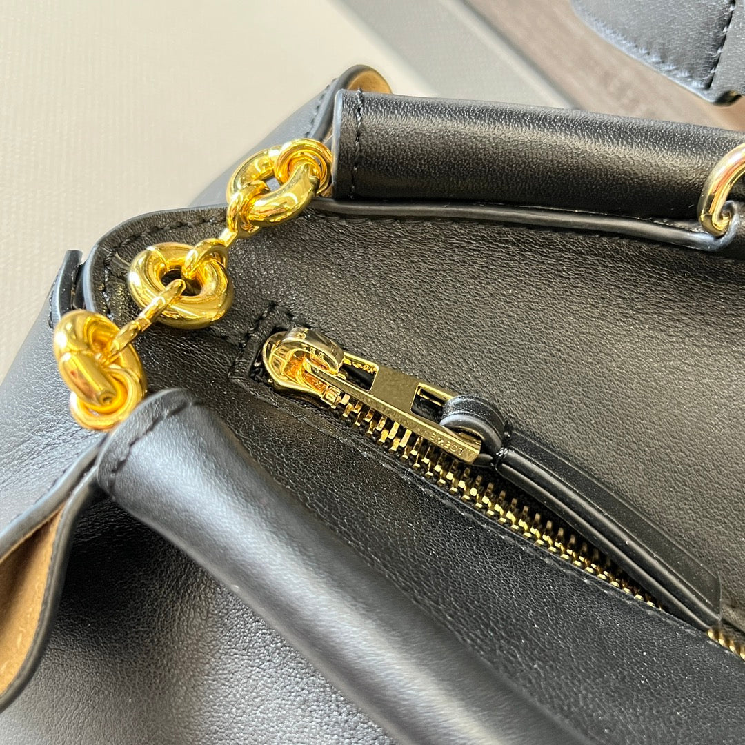 Loewe Small Dumpling Bag 35 Black Calfskin 280637