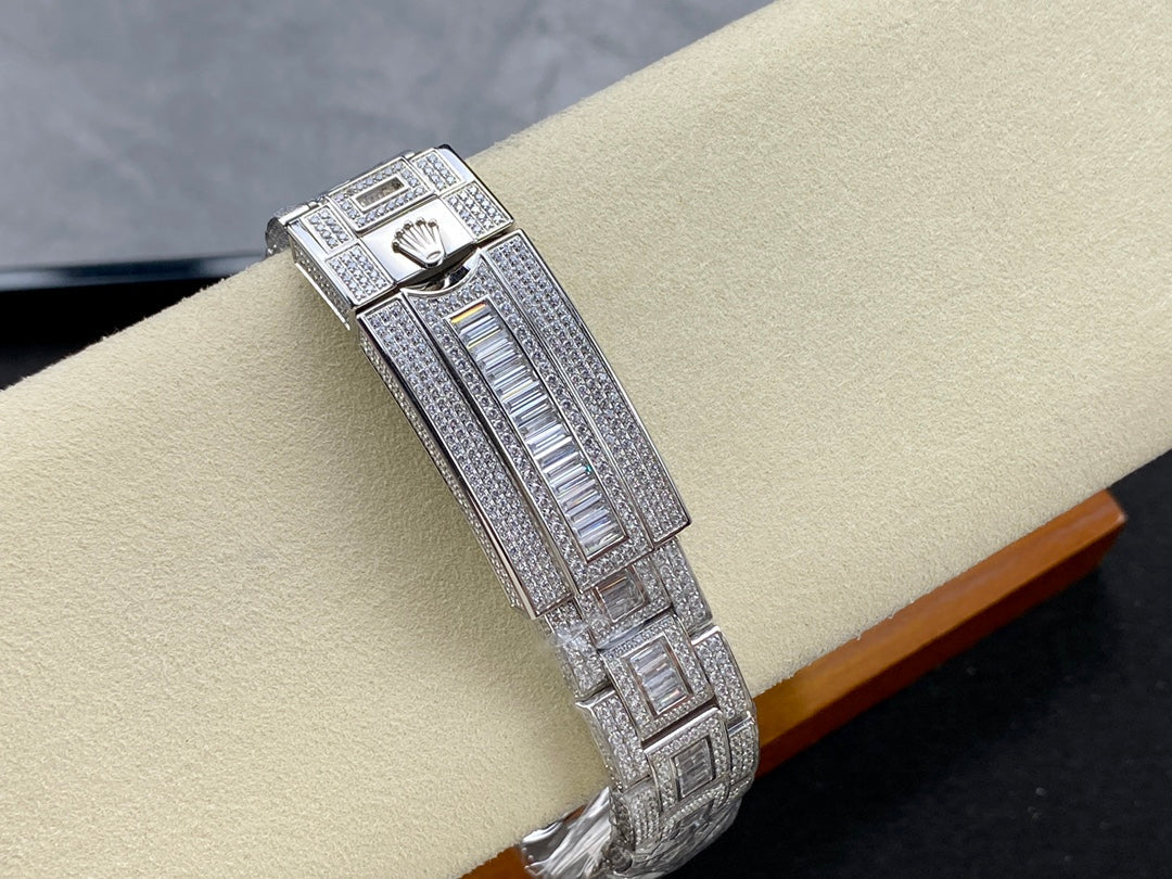 Rolex Submariner Date Black Dial Full Diamond