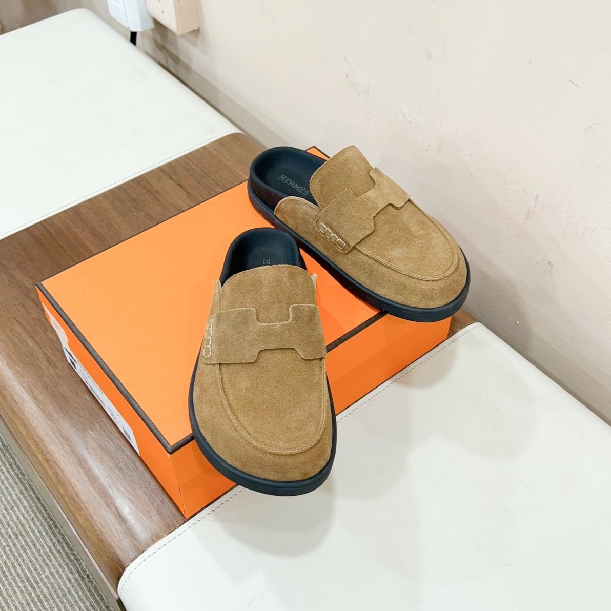 HM GO MULE SUEDE