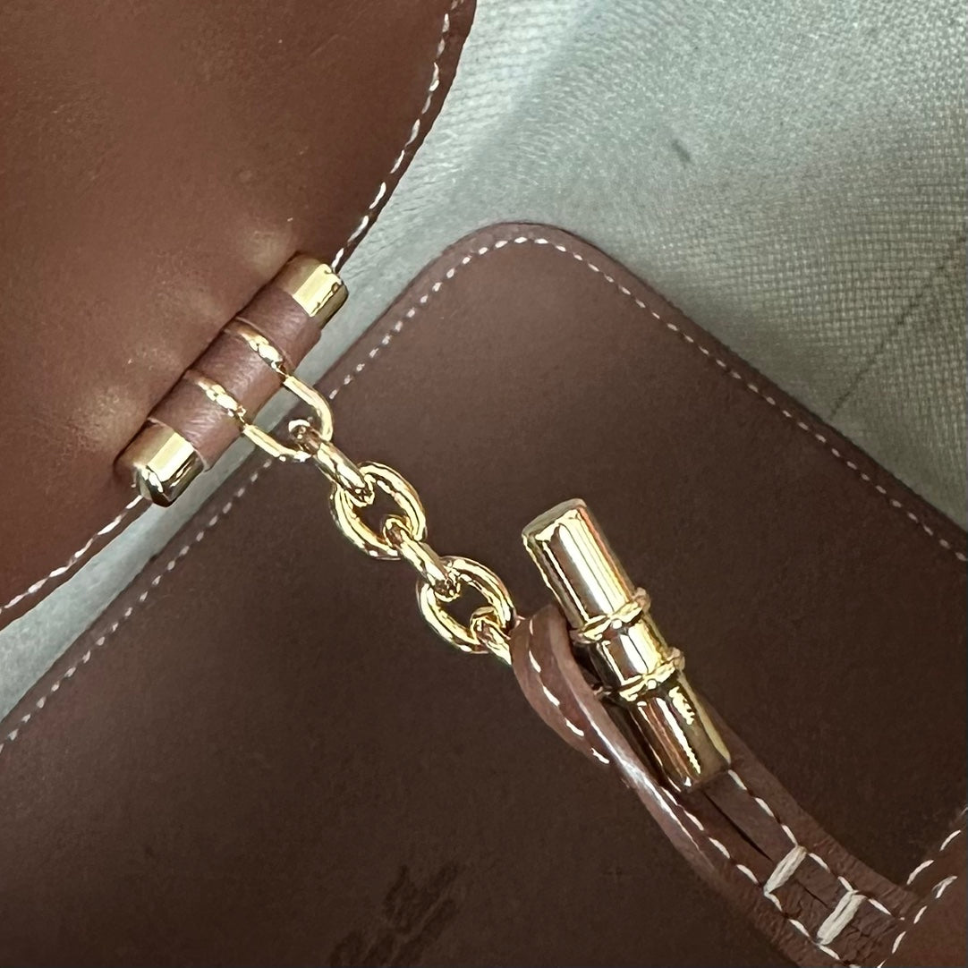 LP 2026 Bobbin Bucket Bag Natural/Caramel Sugar/Sun Gold Cotton Leather