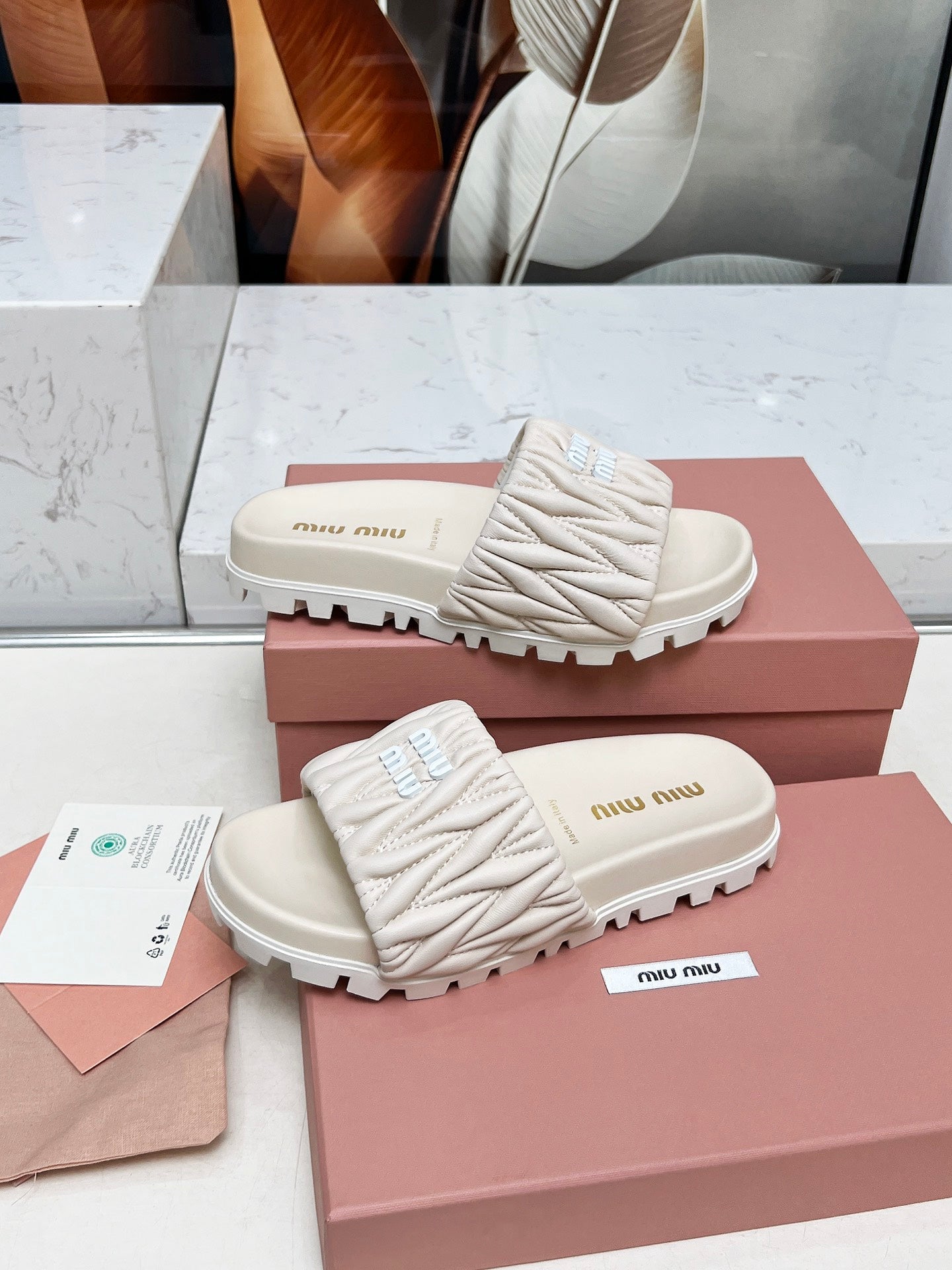 Miumiu 2026 Embroidered Slipper Sheepskin 935601