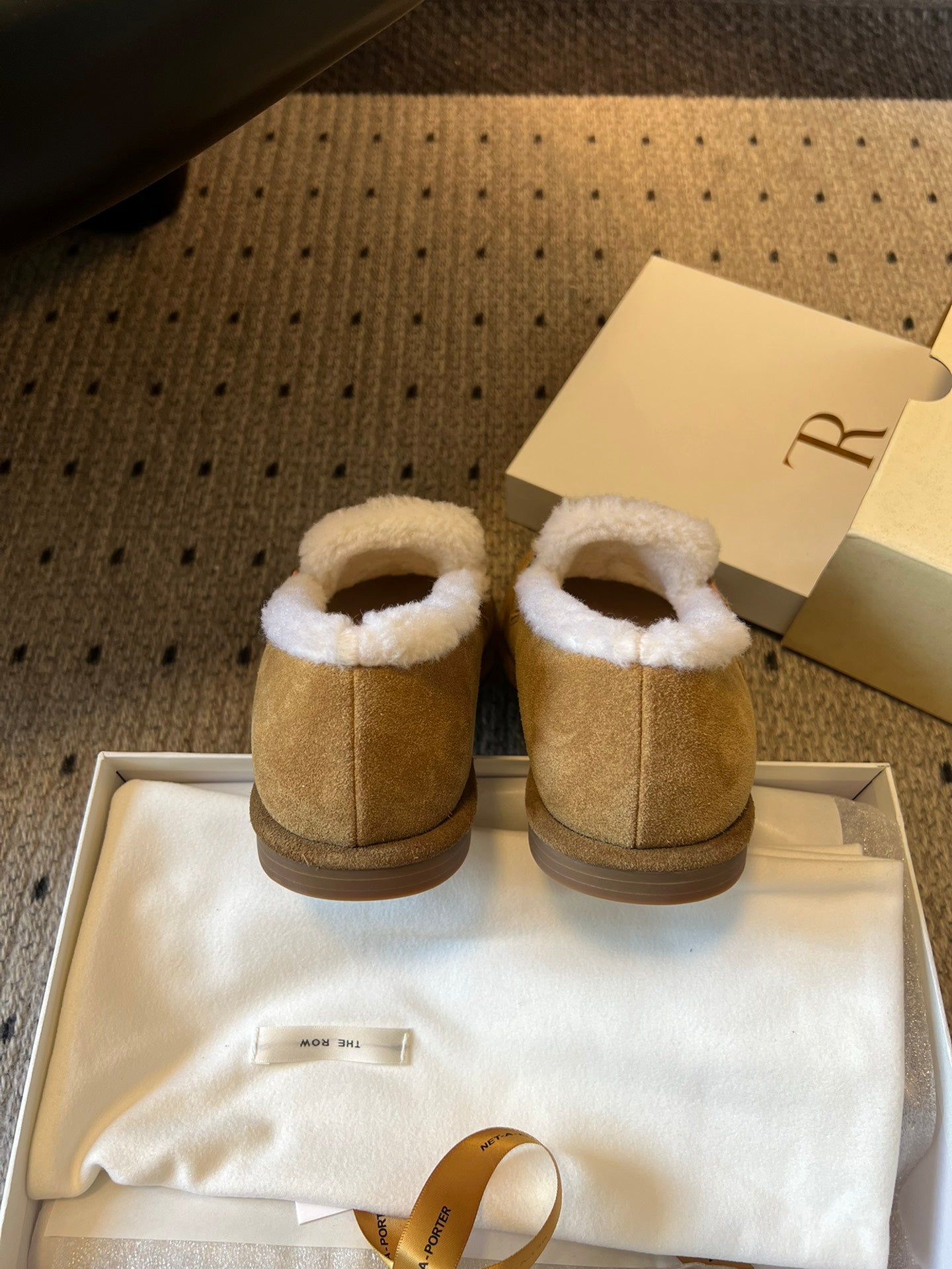 The Row 2025 Shearling Loafer Tan White Suede Wool 561603