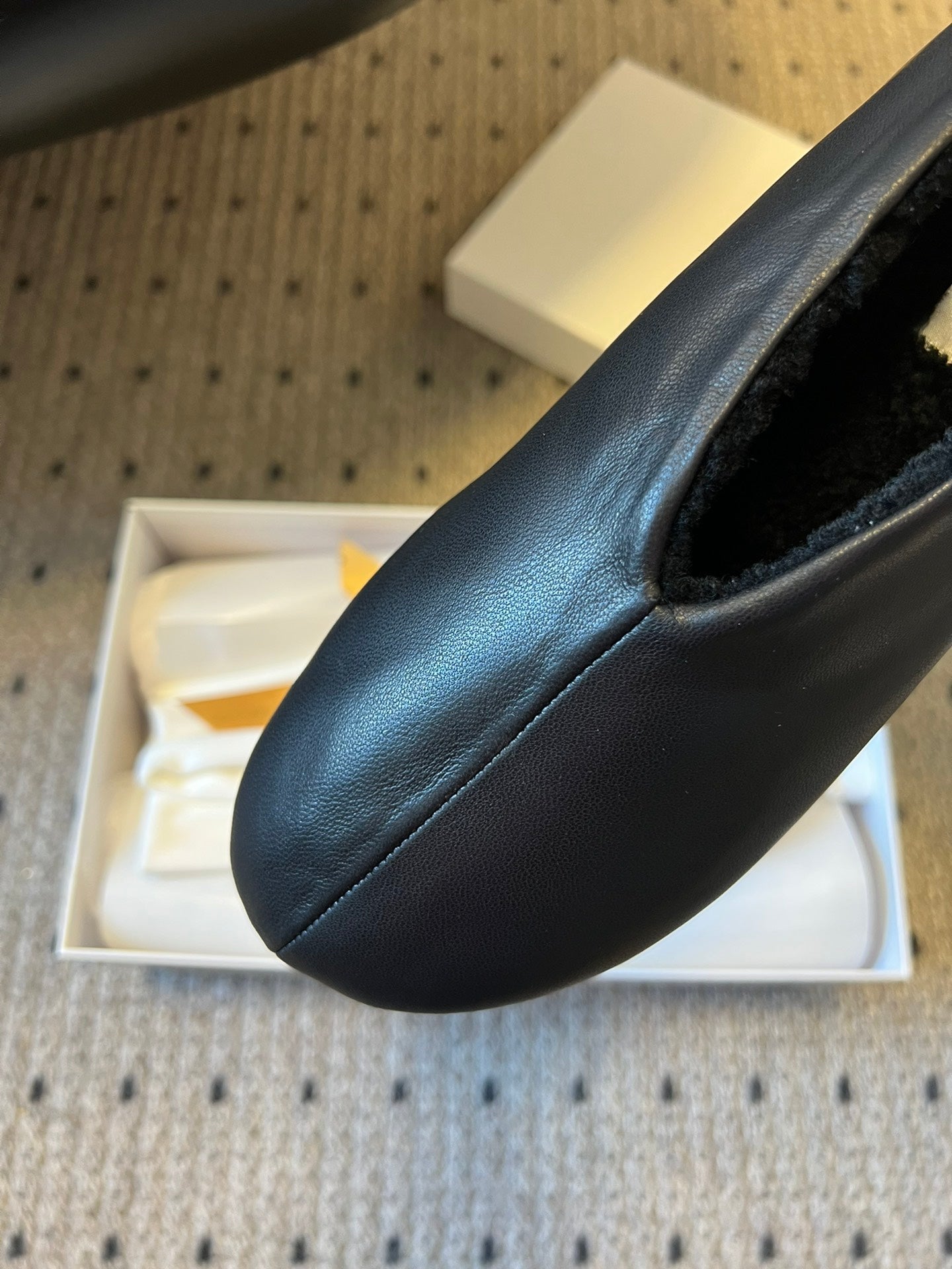 The Row 2025 Stella slip-on Shoe Black Sheepskin Wool 561640