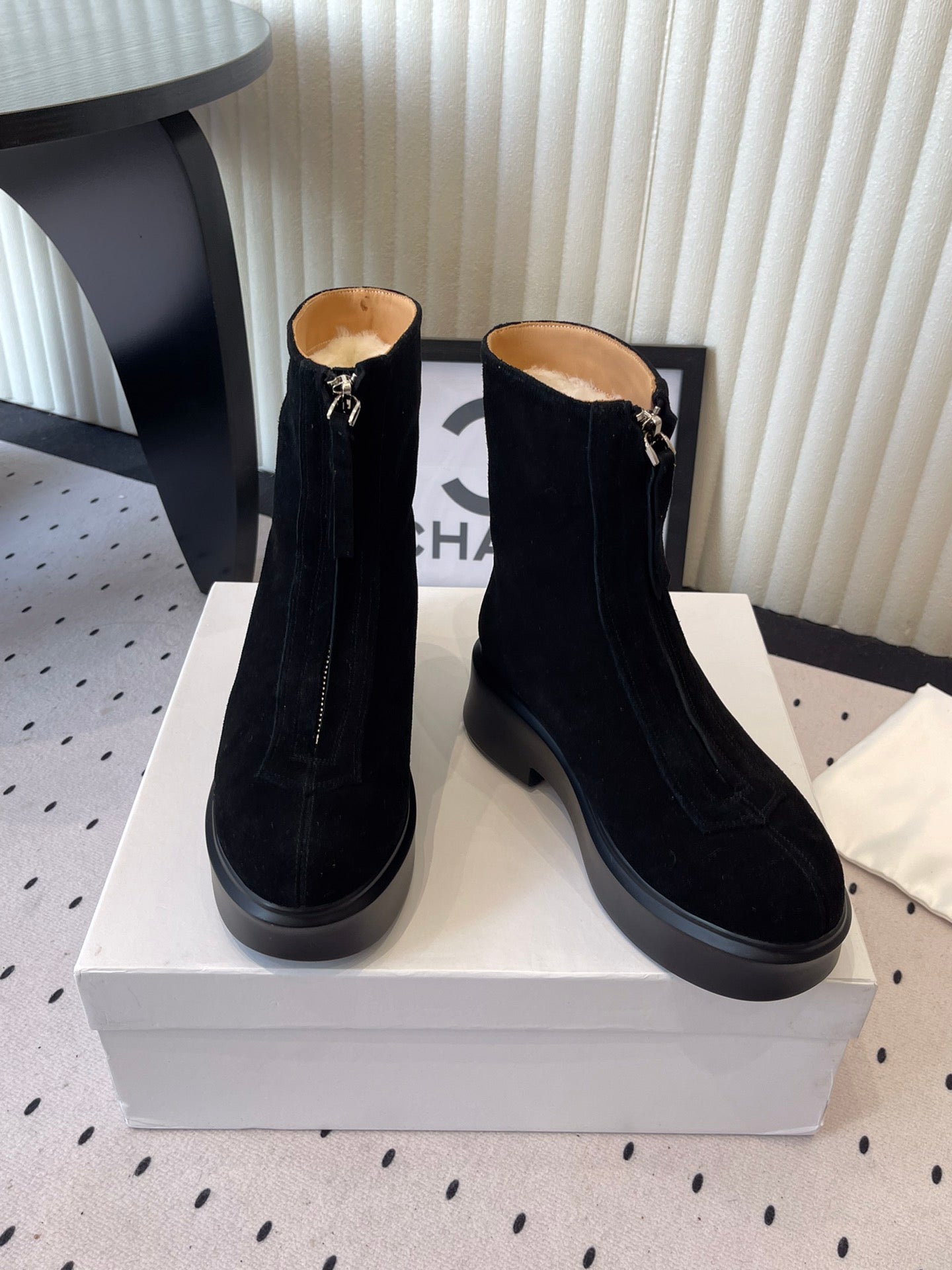 The Row 2025 Zipped Ankle boot Black Suede 554604