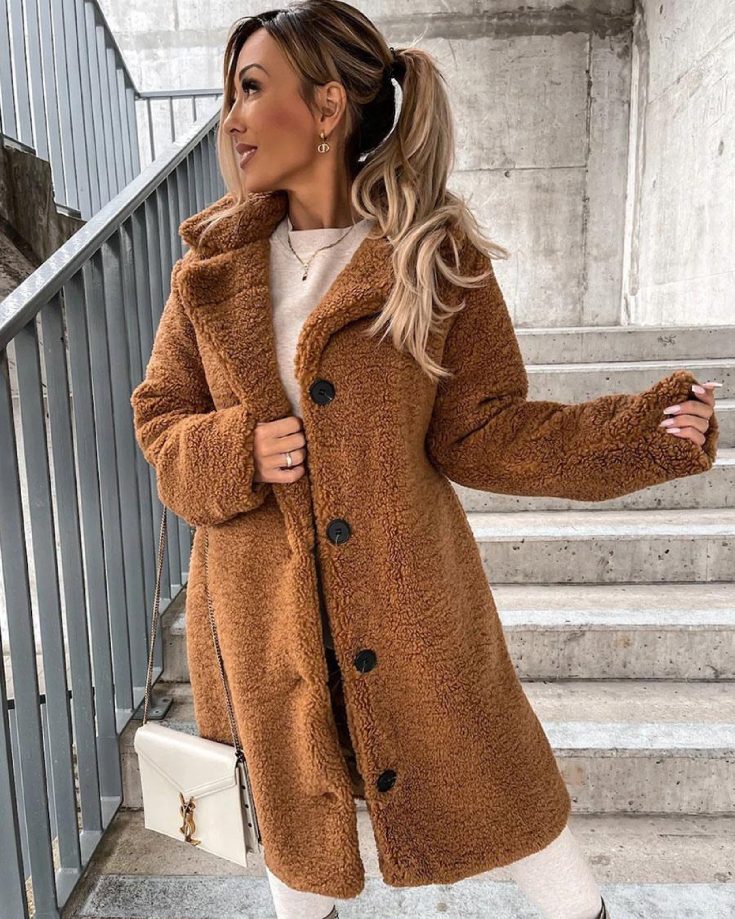 AROA - SUPREME SOFT TEDDY COAT ELE4584