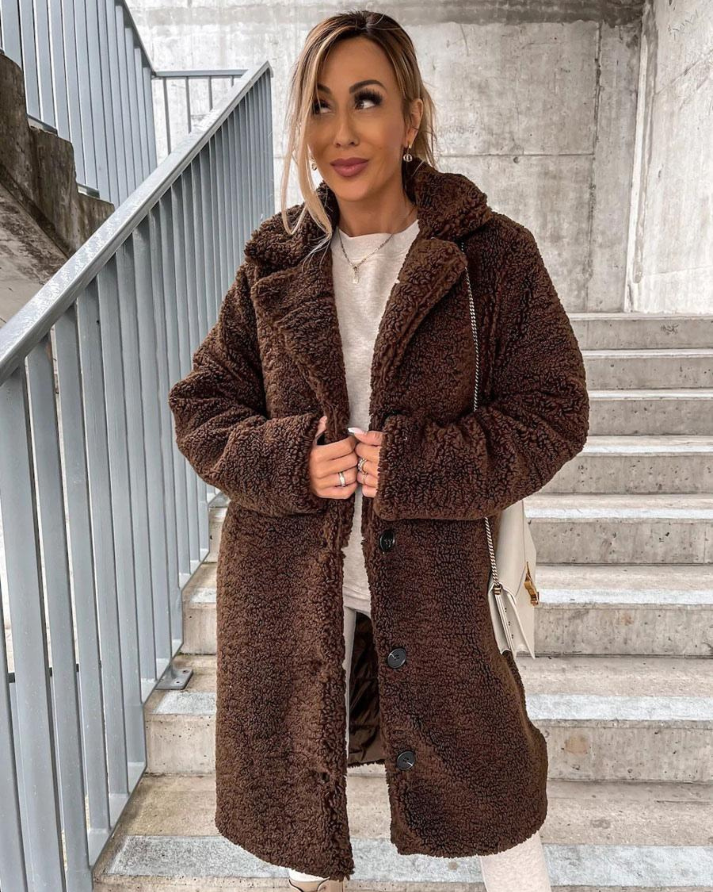 AROA - SUPREME SOFT TEDDY COAT ELE4584