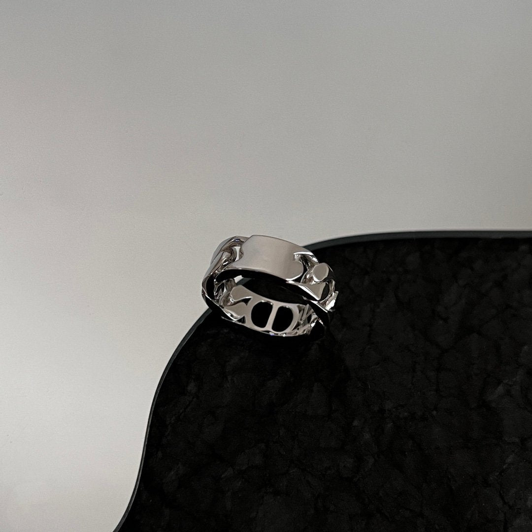 CD 30 MONTAIGNE RING SILVER – Meejuri