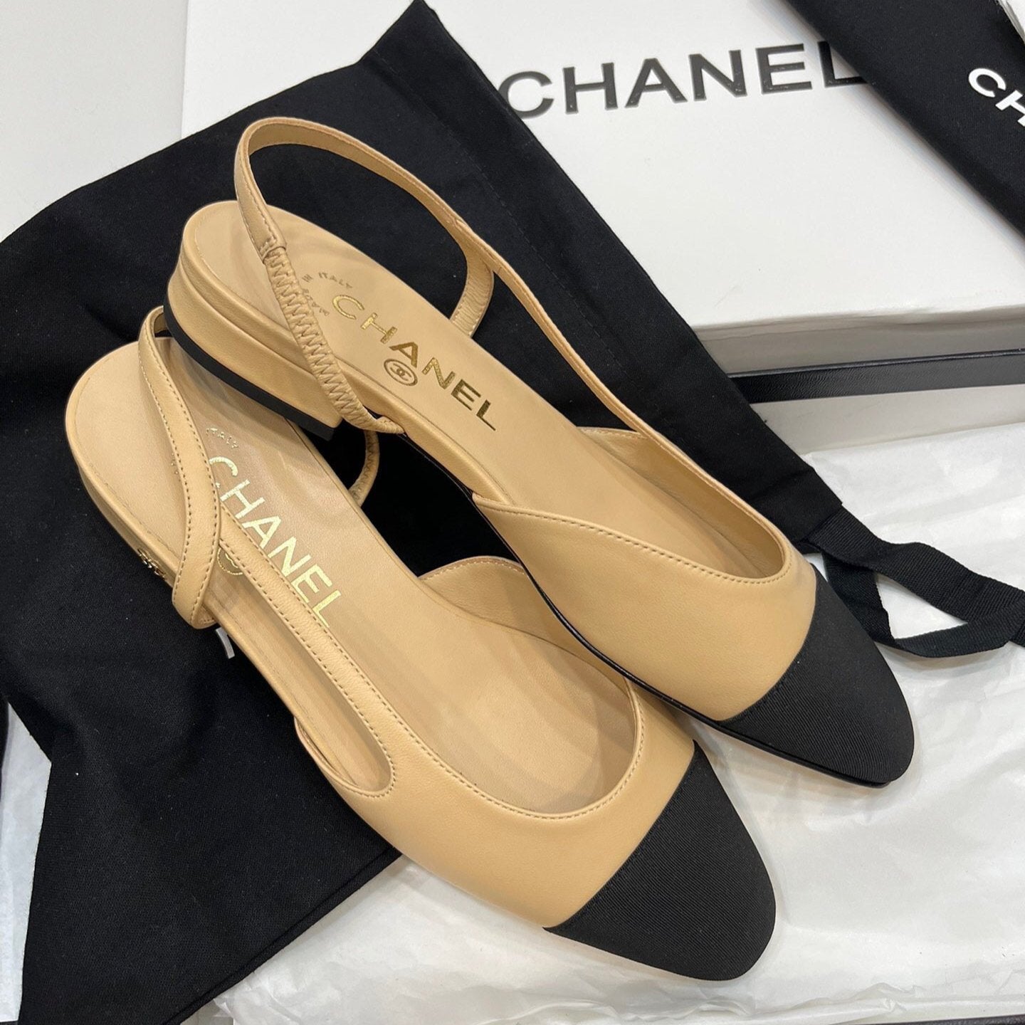 Slingbacks & Pumps
