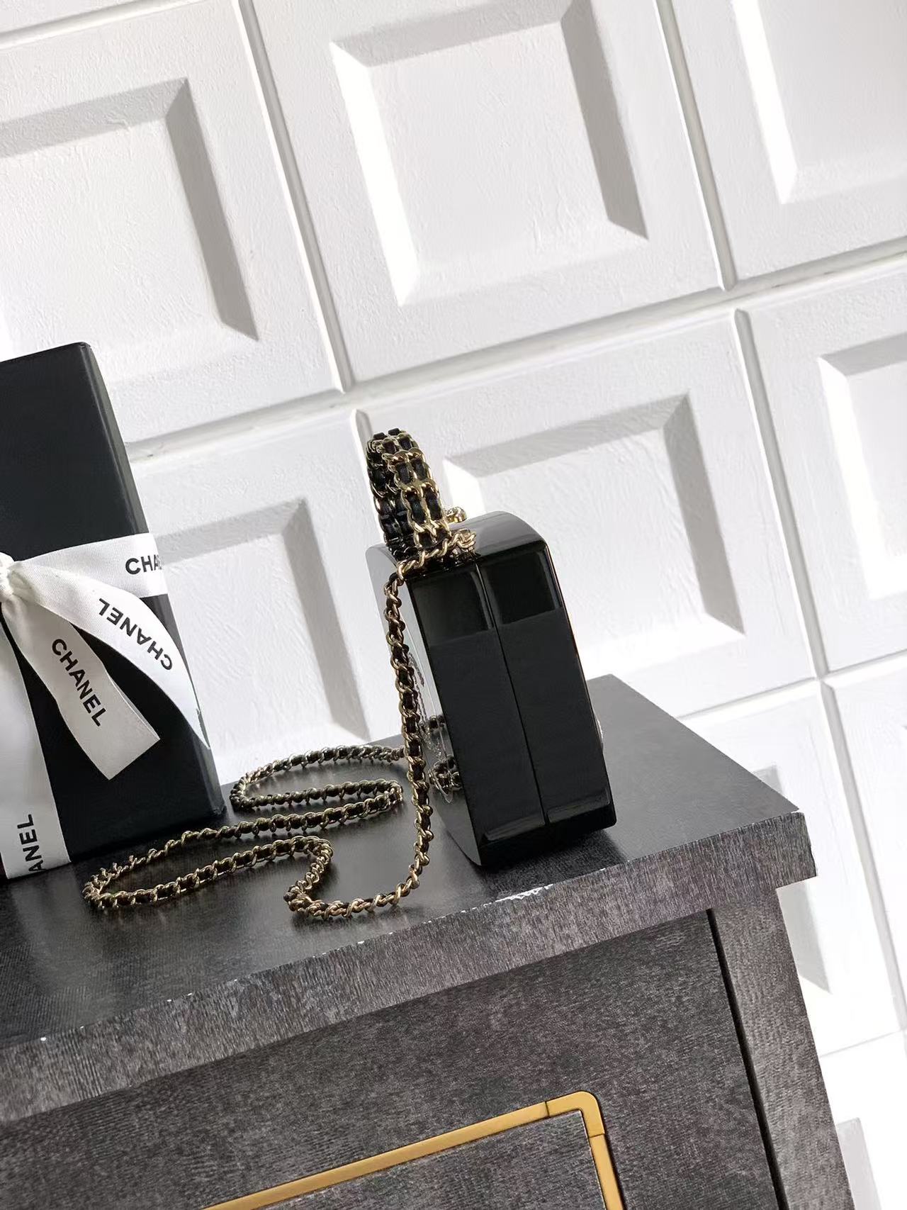 Chanel 25 Minaudière Makeup Palette Bag Black mix Colors Plexiglass