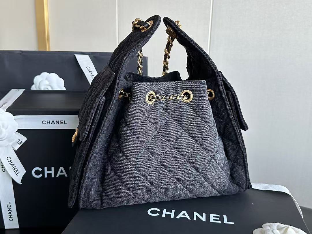 CC 25C Hobo Bag 30cm Black Denim