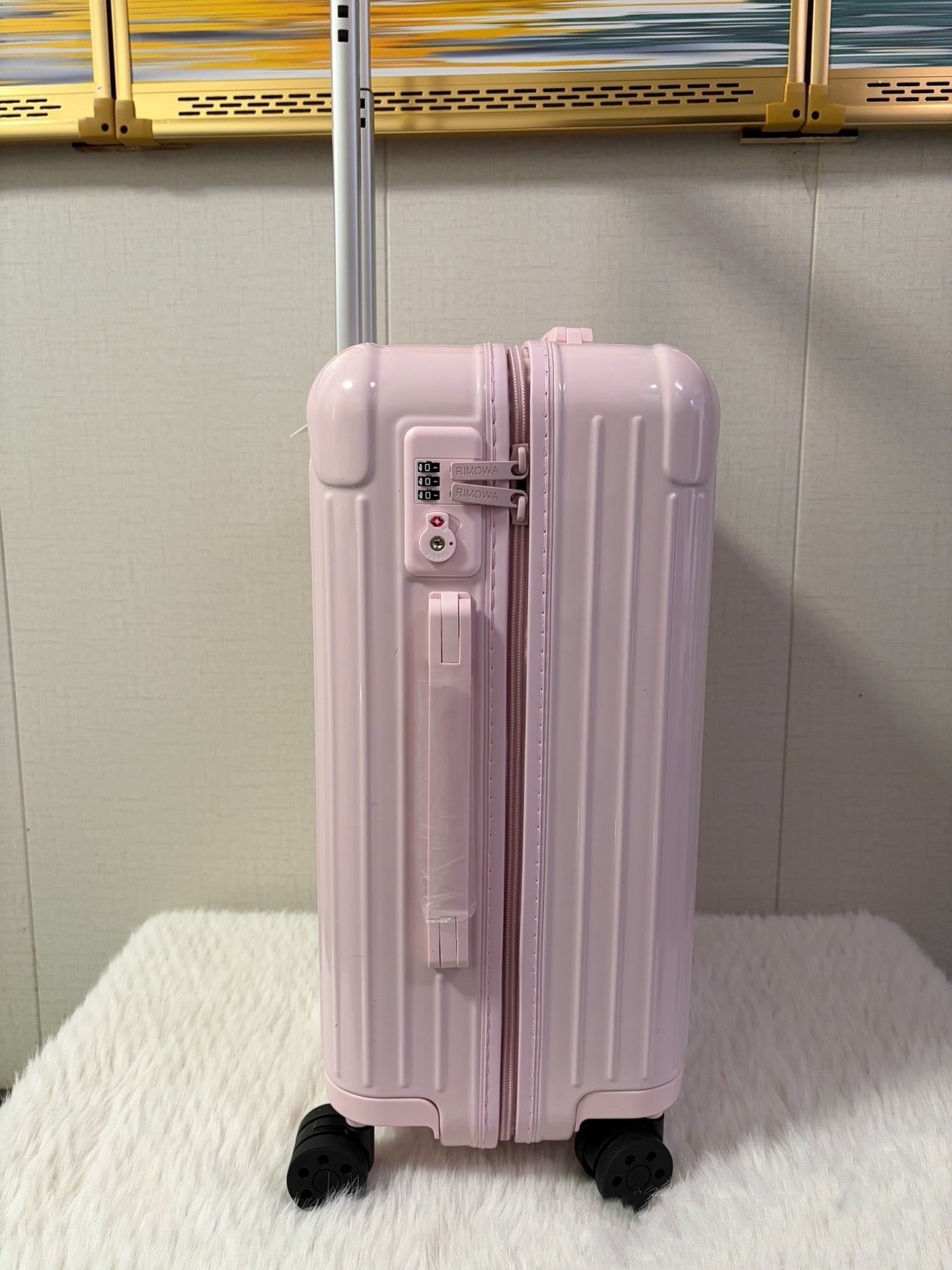 Rimowa 2025 Essential Suitcase Pink Polycarbonate