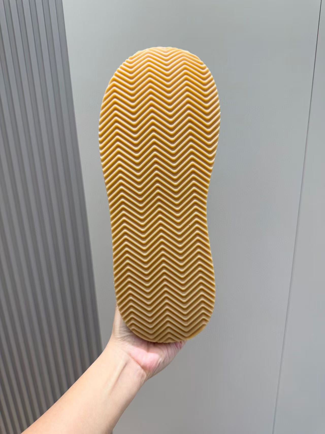 Dolce & Gabbana 2025 DG Cushion Sneaker Forest Green mix Black Suede