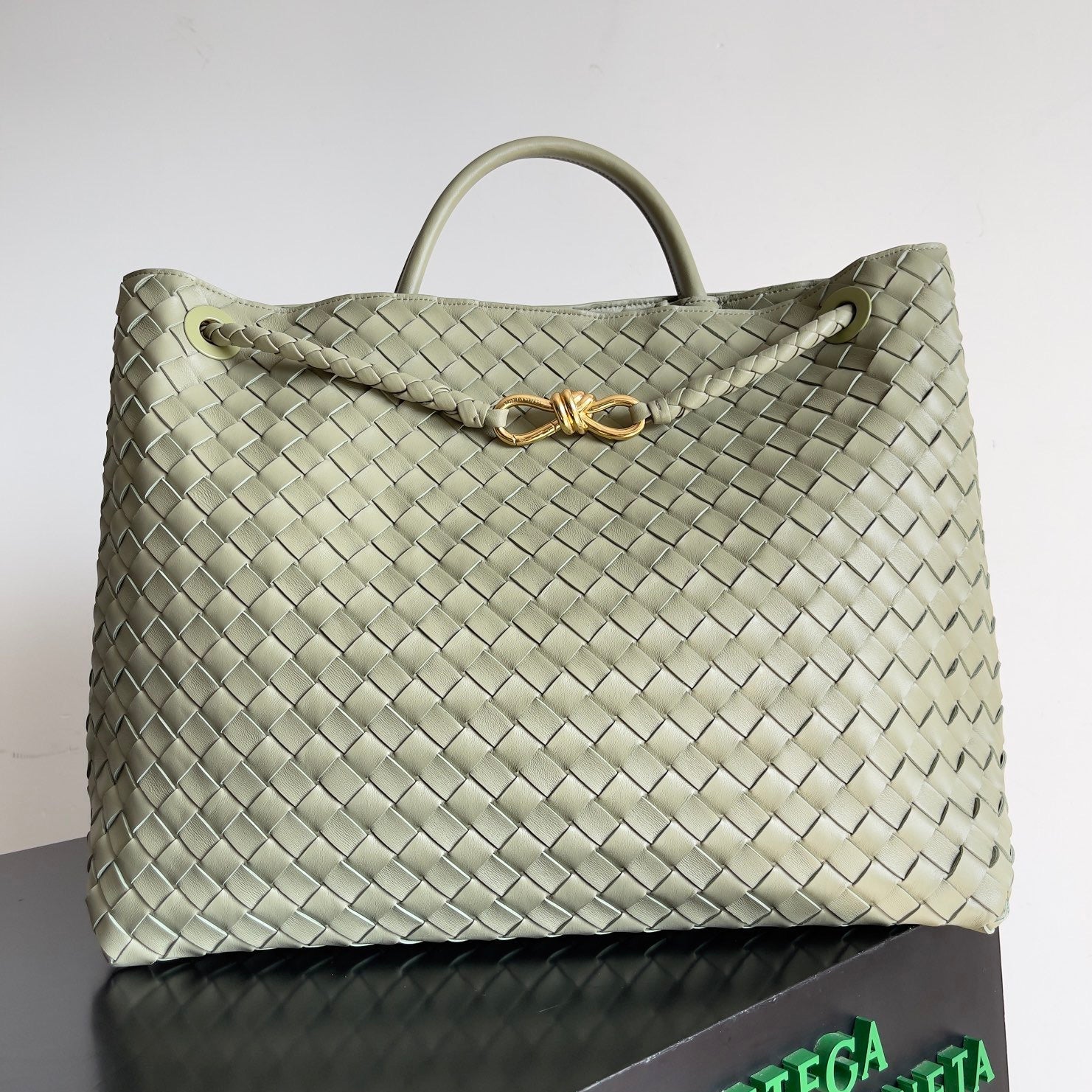 Bottega Veneta 2026 Andiamo Bag 45cm Green Nappa Leather