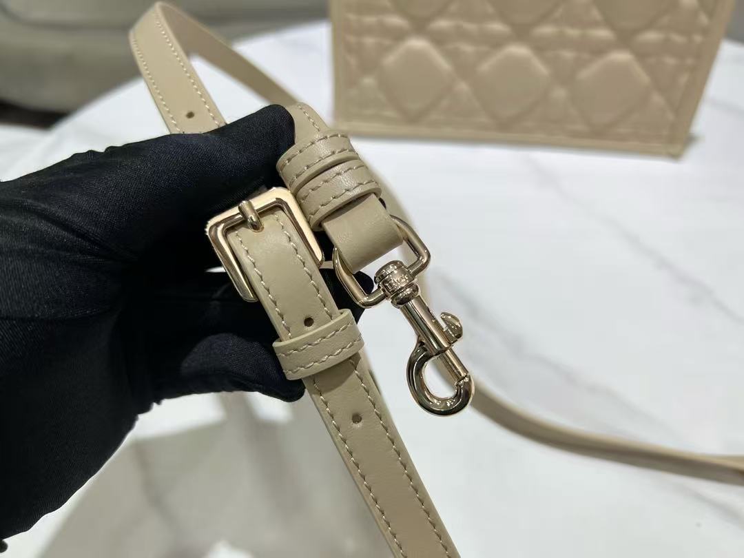 Dior 2026 Book Tote Bag 26.5cm Beige Leather