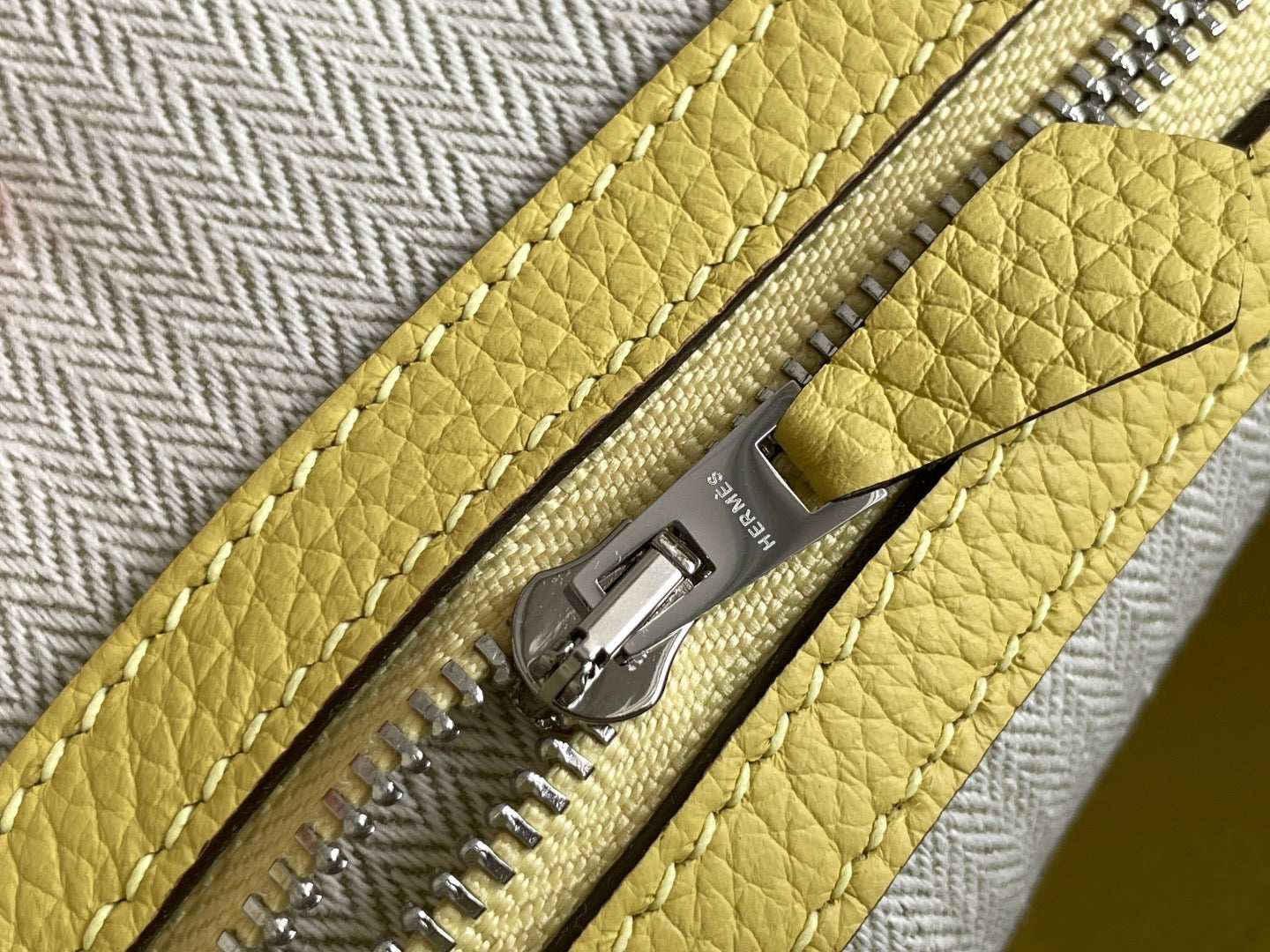 Hermes 2026 Neo Garden Party 23cm Yellow Leather
