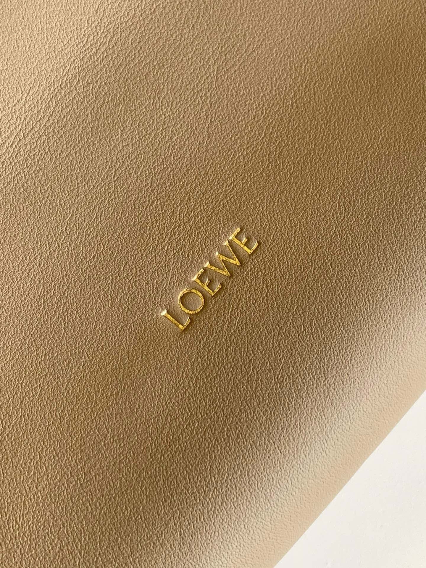 Loewe 2026 Flamenco Clutch 30cm Ivory Nappa Cow Leather