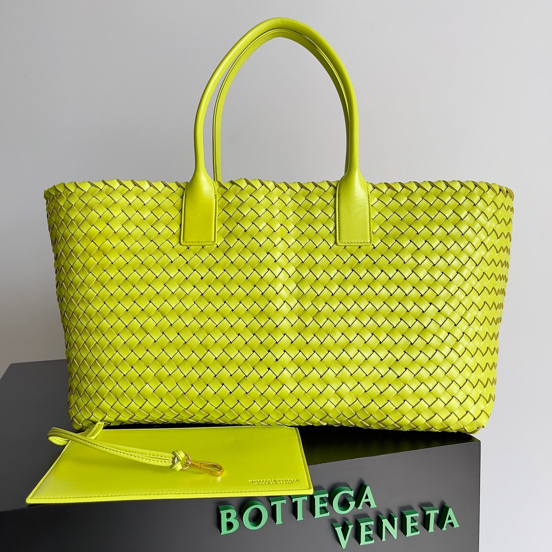 BV 2026 Cabat Tote Bag 51cm Acid Kiwi Intreccio Leather