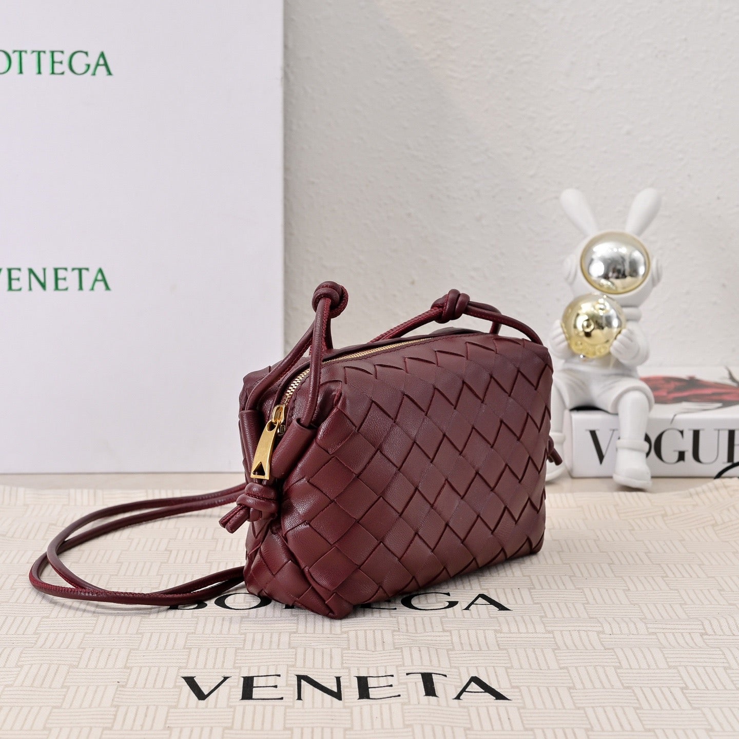 Bottega Veneta 2026 Loop Bag 17cm Burgundy Leather