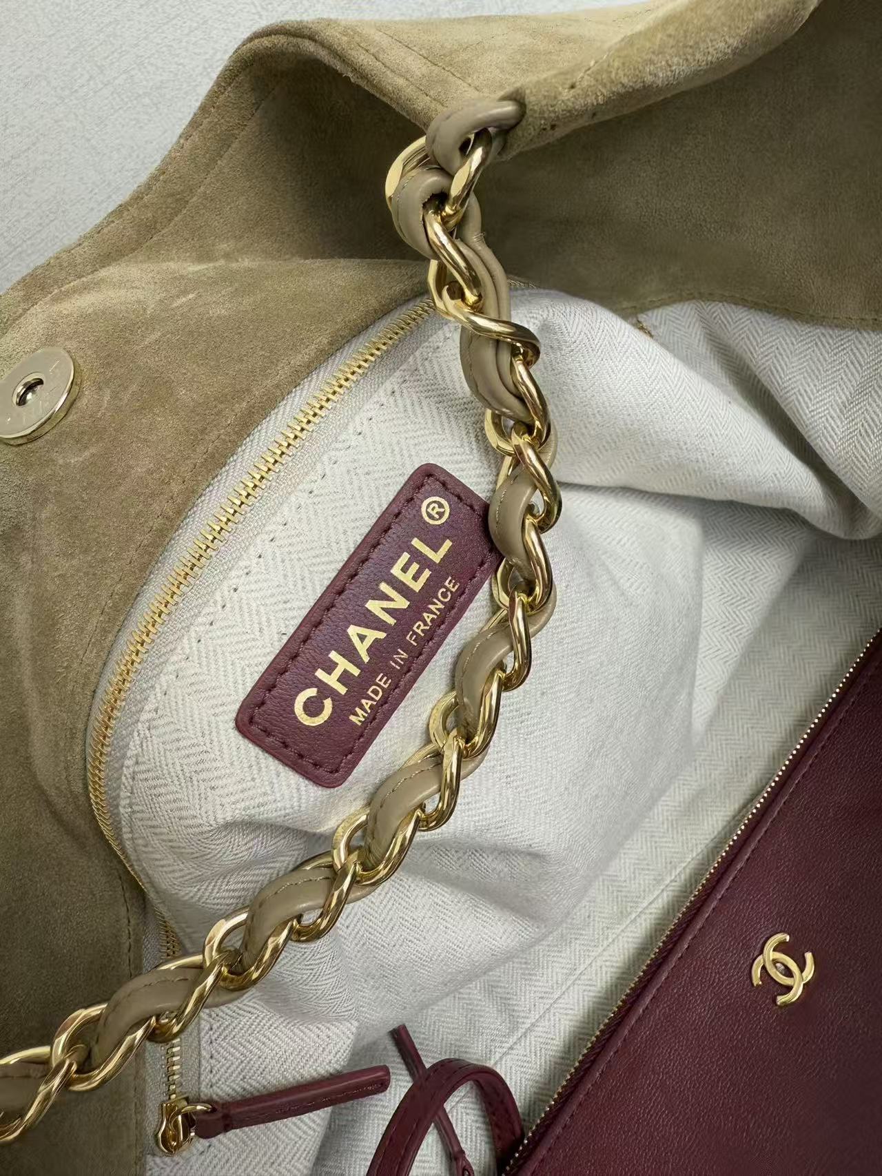 Chanel 2026 Quilted Neo Cabas Small Shopping Tote Bag 44cm Beige Suede
