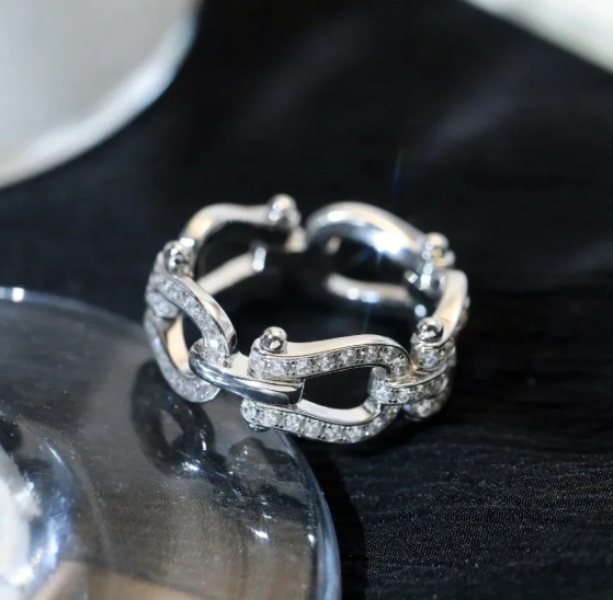 FORCE 10 5 MOTIF DIAMOND RING