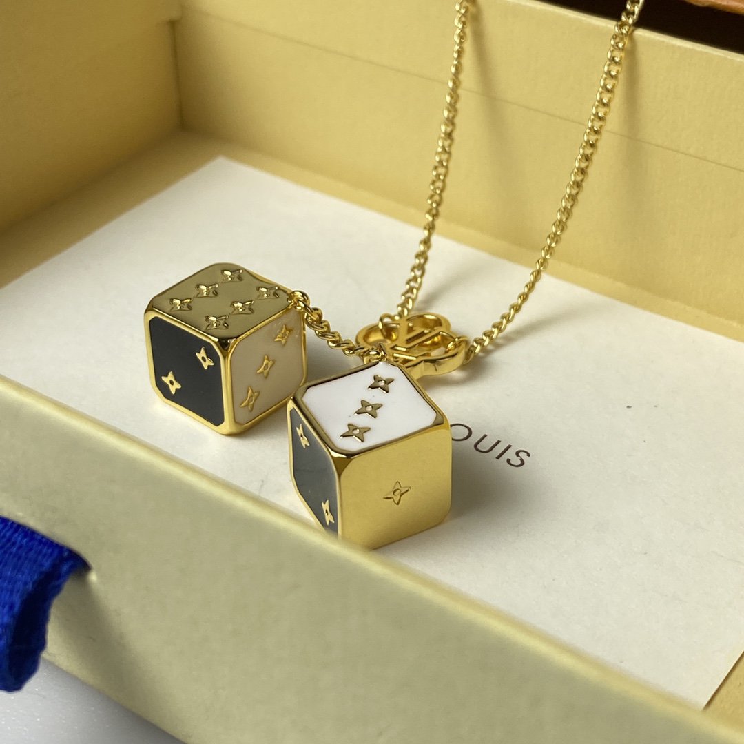 LV NEW DICE GAME ON NECKLACE – Meejuri