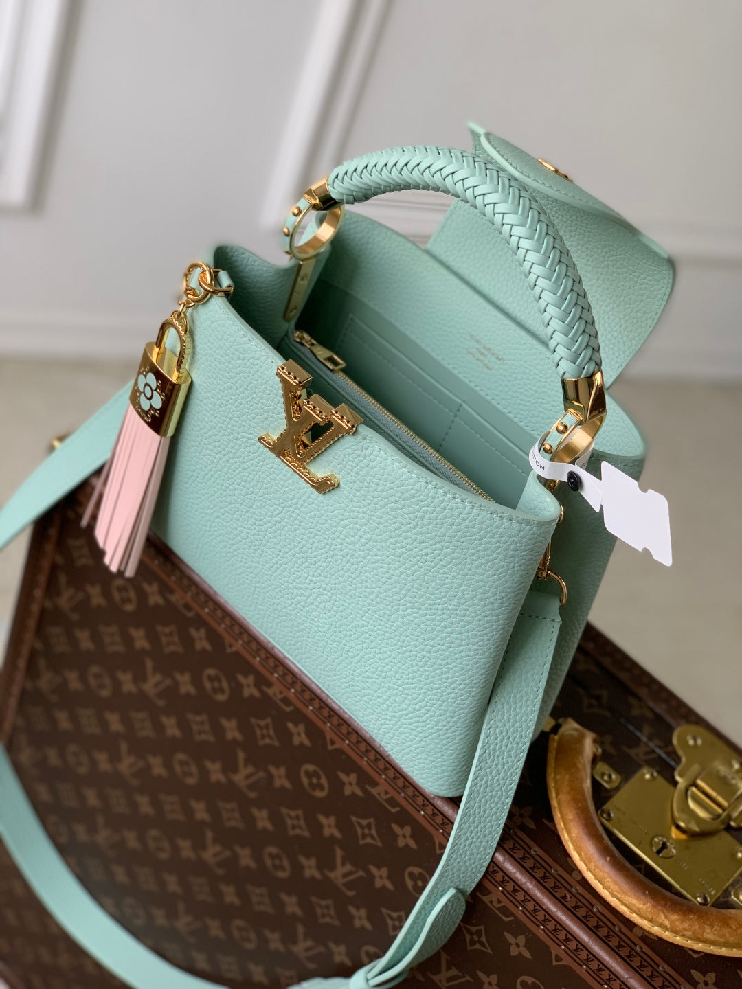 LV 2025  Capucines BB Bag Mint Green Taurillon Leather 347420