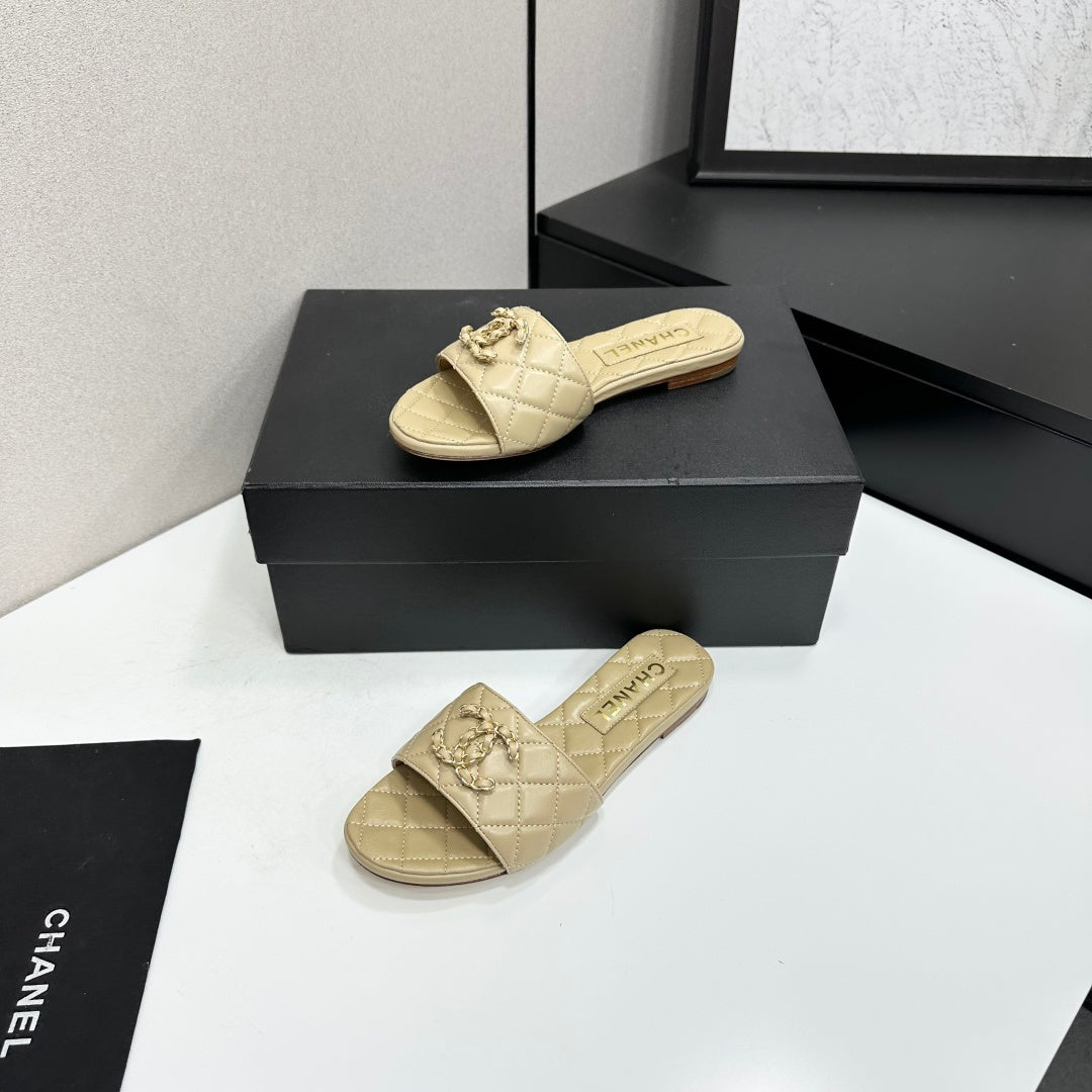 Chanel 2026 Double C Quilted Sandal Tweed Lambskin 894808