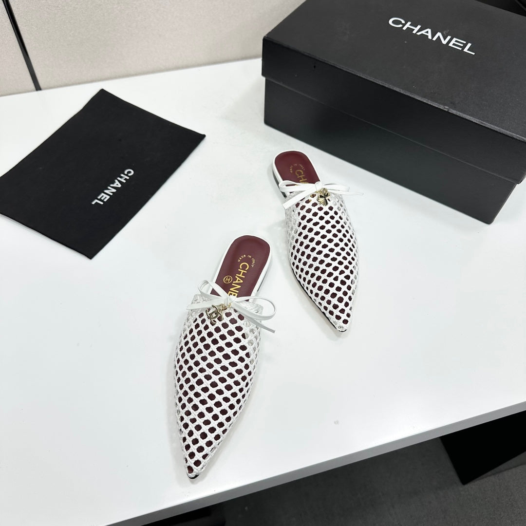 Chanel 2026 Pointed-Toe Bow Mules Mesh Sheepskin 925800