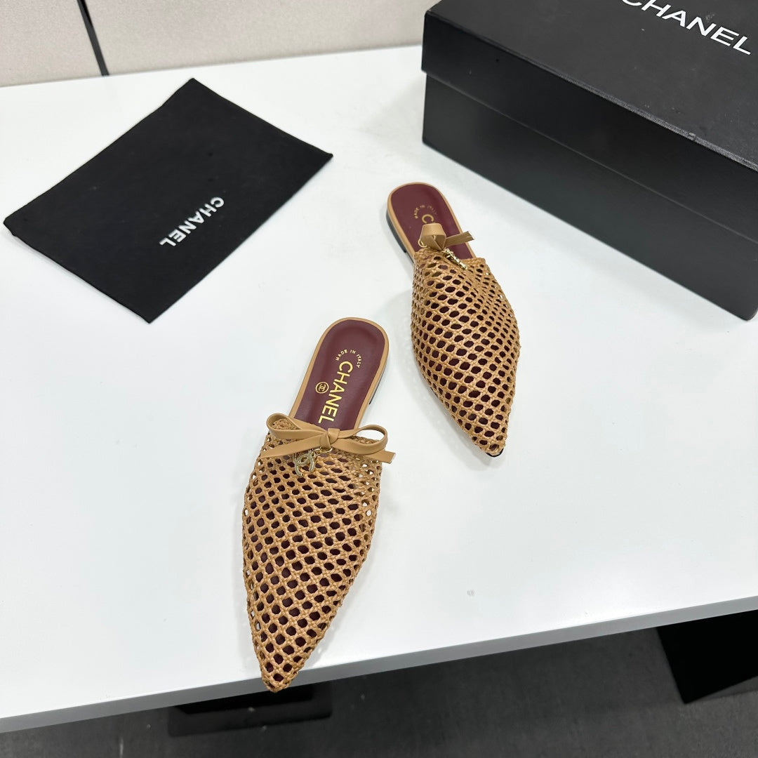 Chanel 2026 Pointed-Toe Bow Mules Mesh Sheepskin 925800