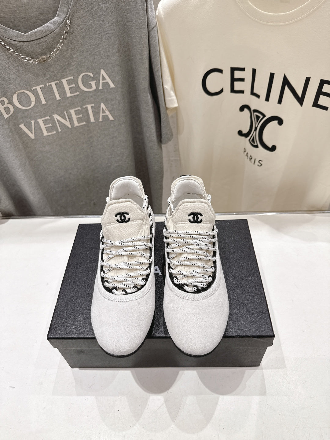 Channel 2026 Sneaker Calfskin And Suede 896469