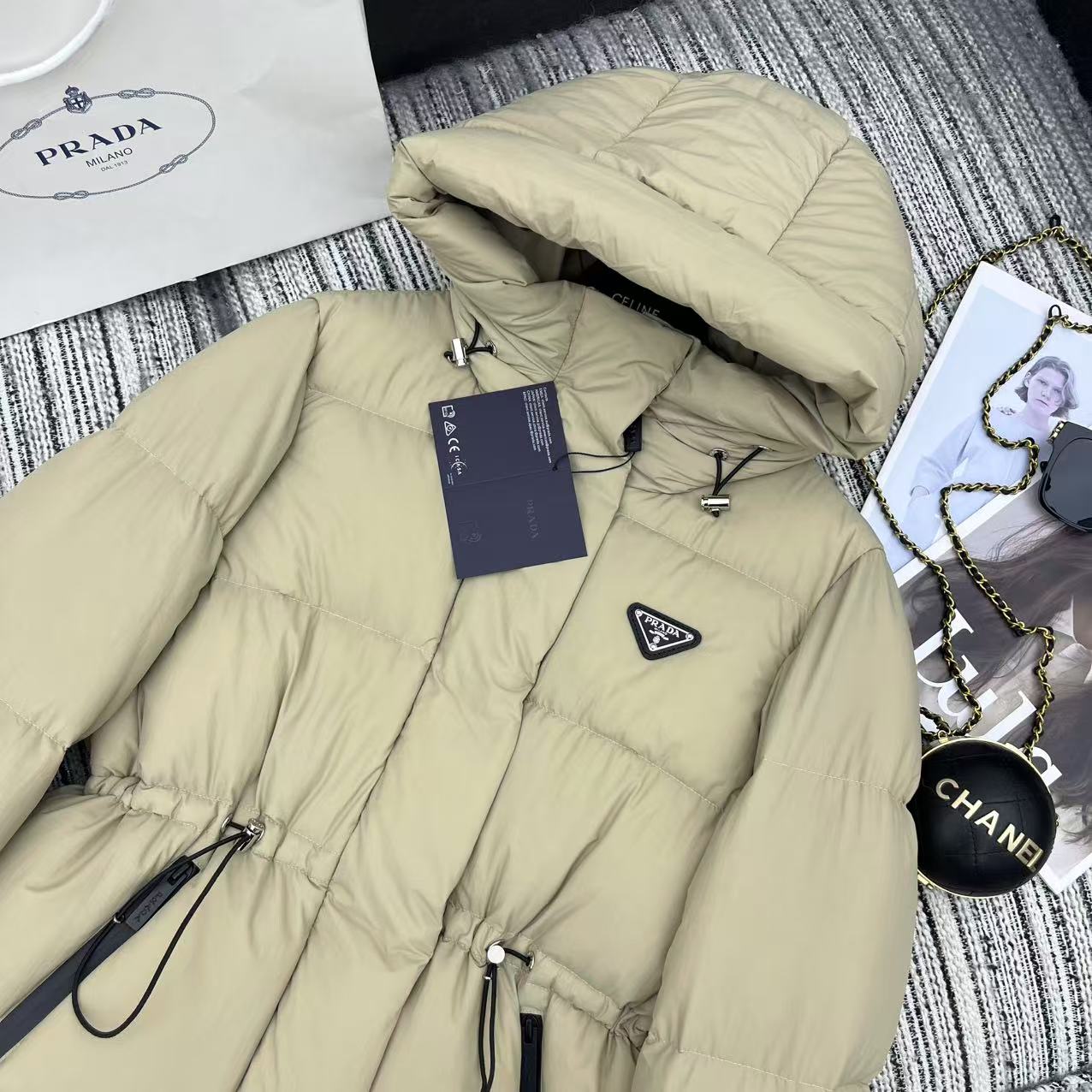 Prada 2025 Drawstring Waist Hooded Mig-length Jacket Down Polyester