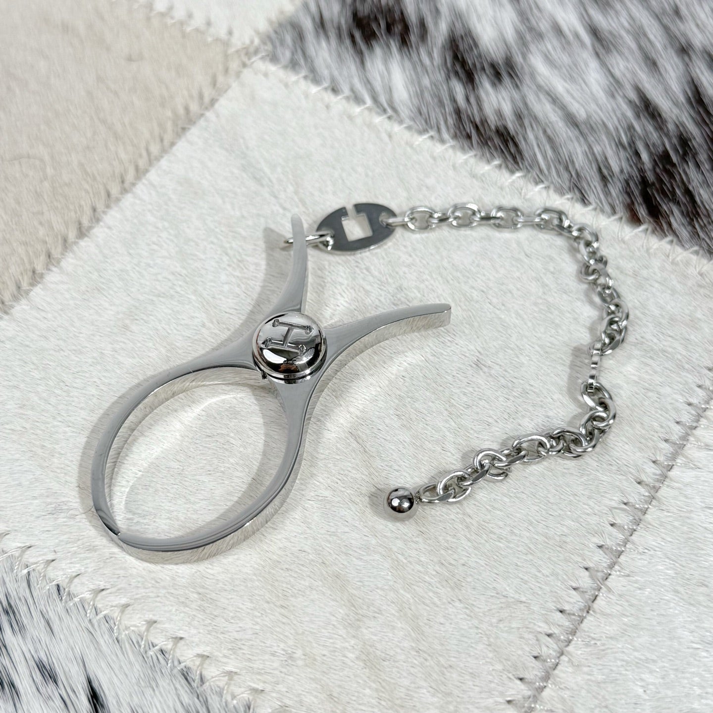 HM Filou Glove Clip Charm