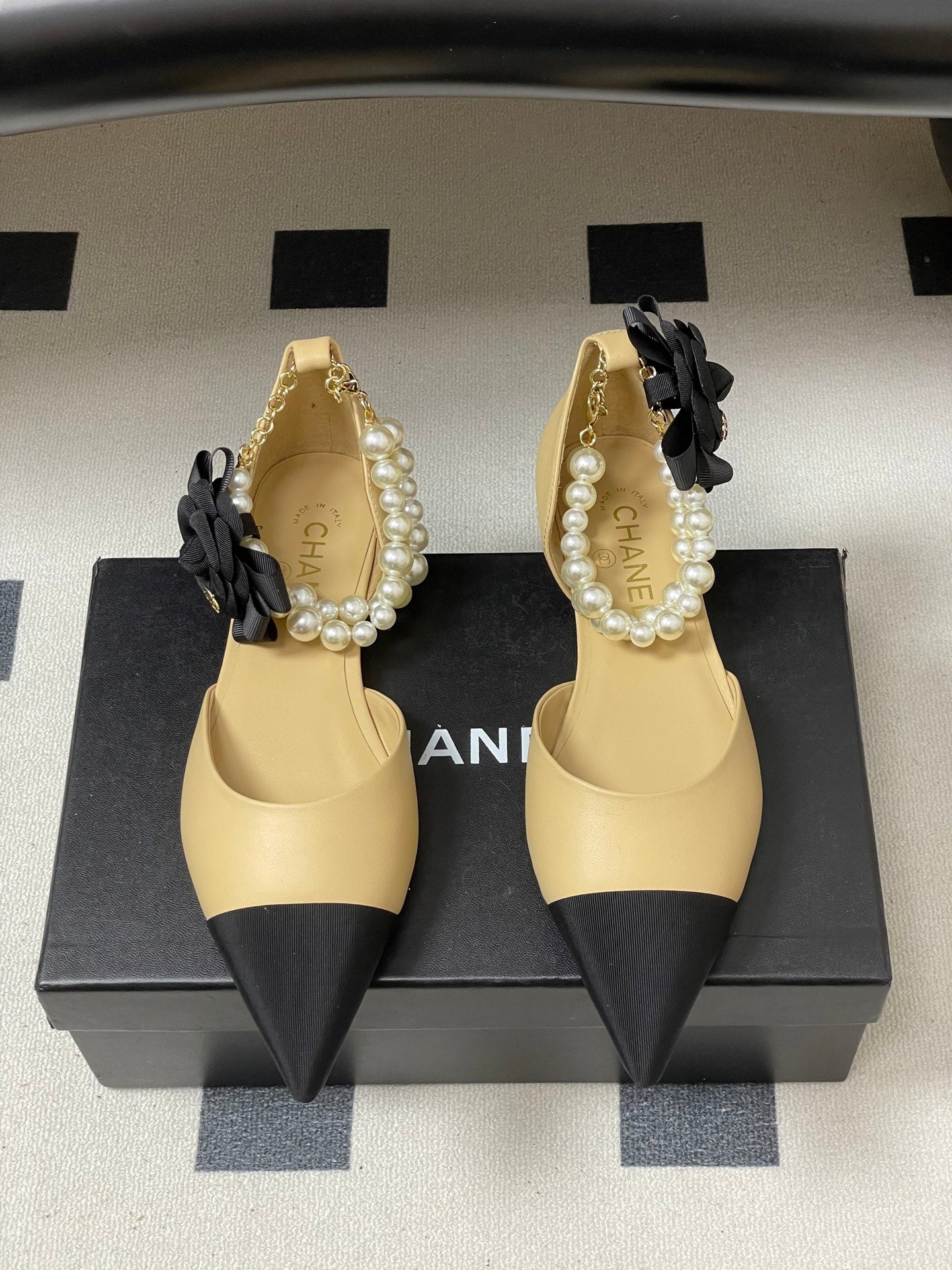 CC 26 Flat Slingback With Pearl Ankle Strap Lambskin Fabric