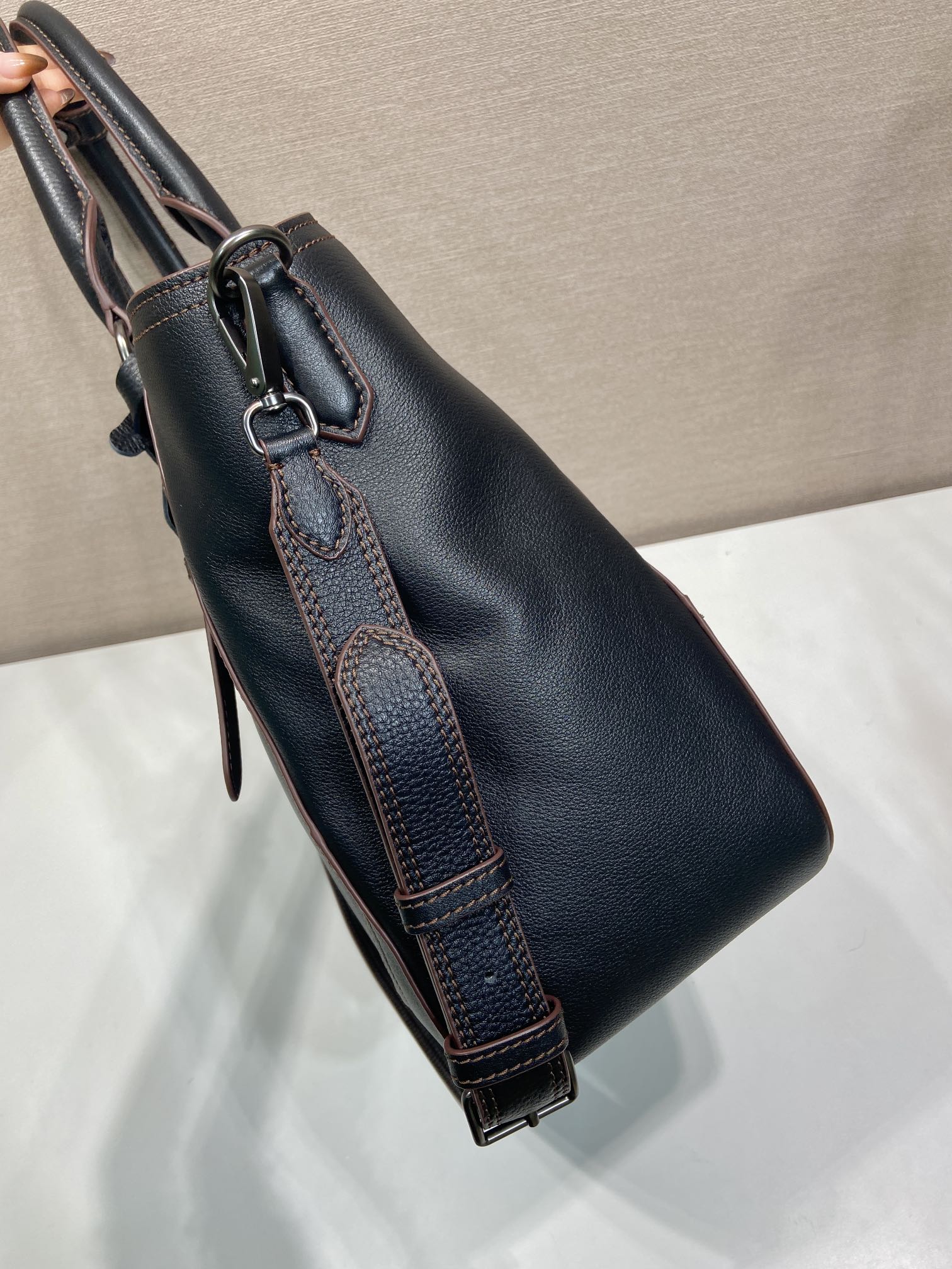 Prada 2026 Tote Bag 38cm Grained Leather 282657