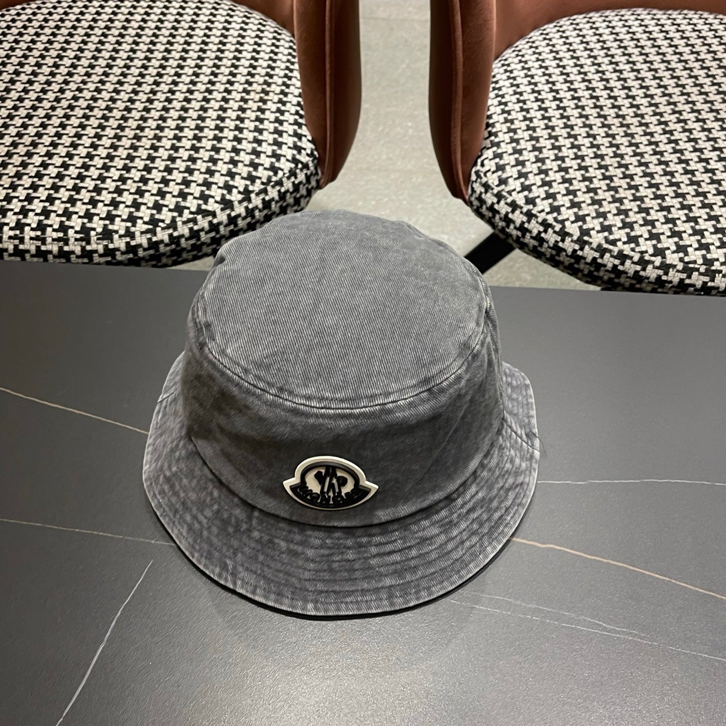 Moncler Embroidered Logo Bucket Hat 221110