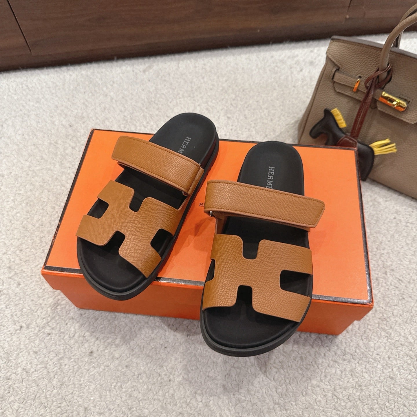 HM Chypre Sandal Grained Calfskin 862962